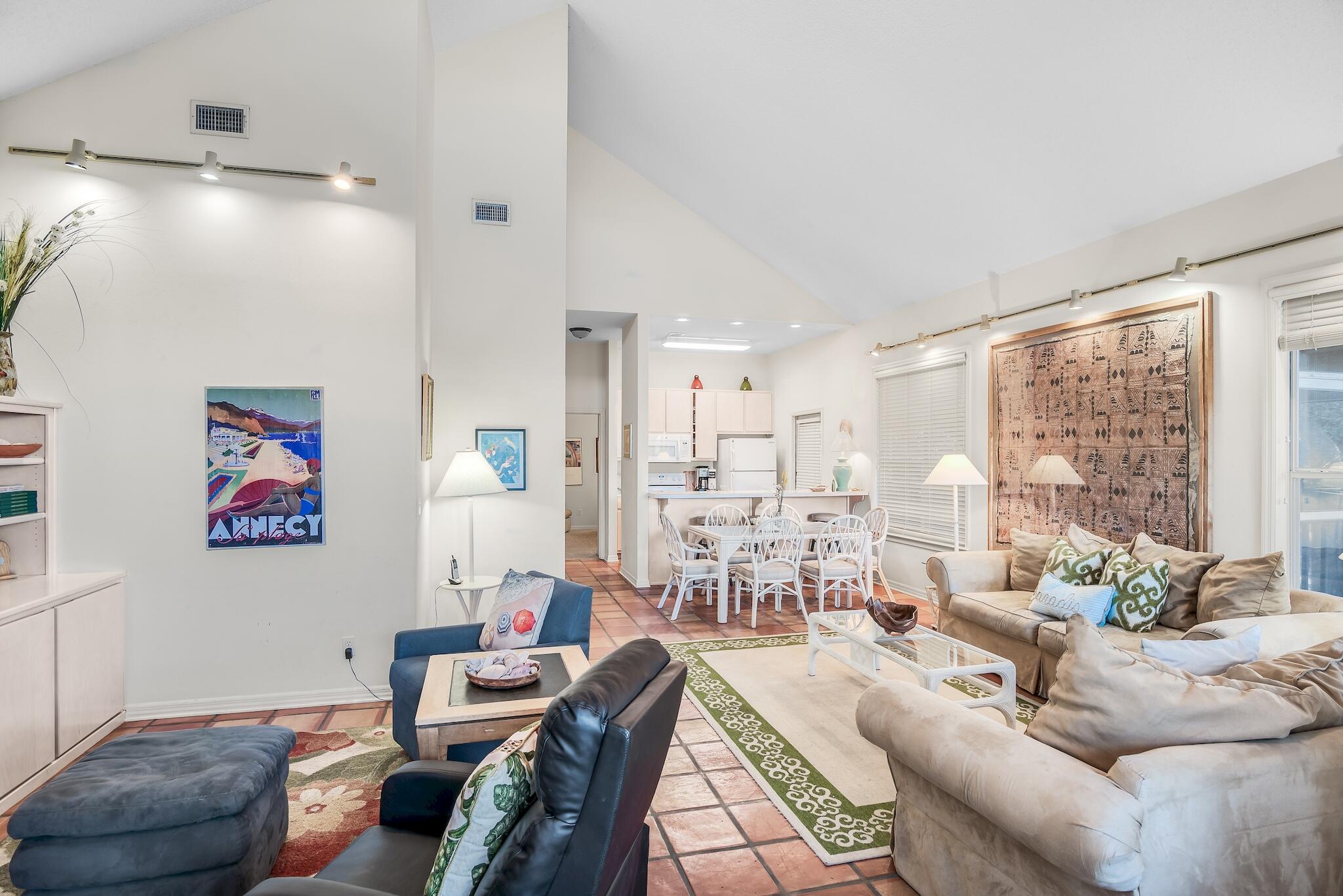 BEACH HIGHLAND - Residential