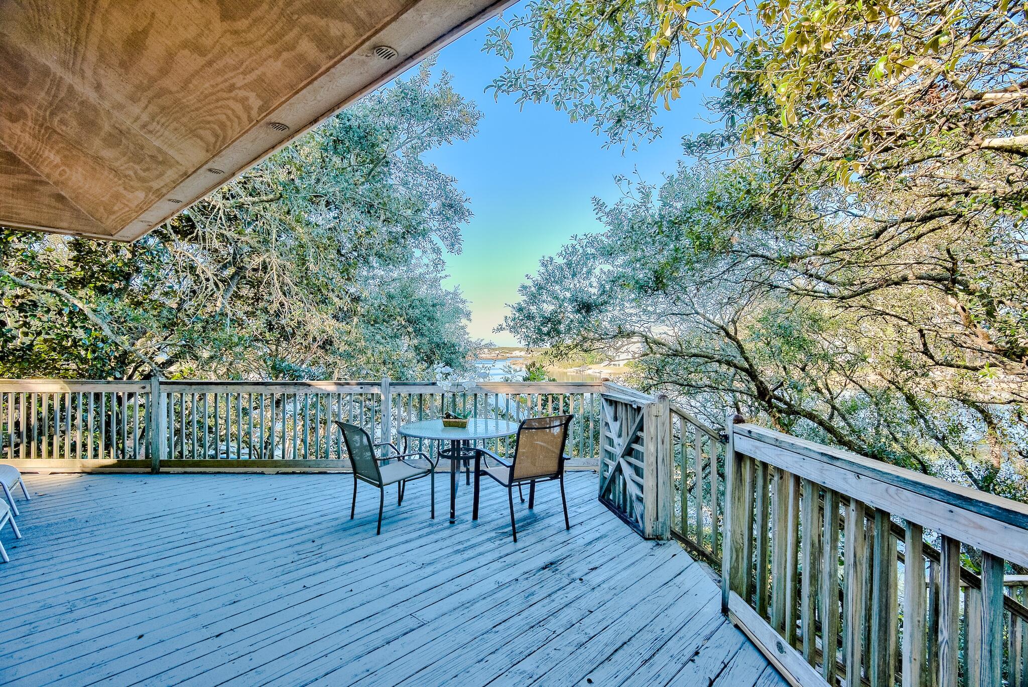 BEACH HIGHLAND - Residential
