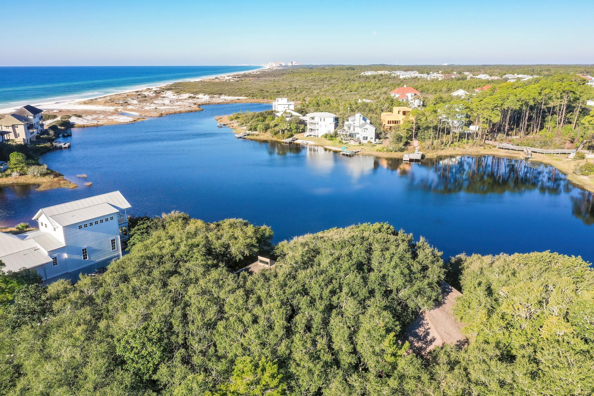 BEACH HIGHLAND - Residential