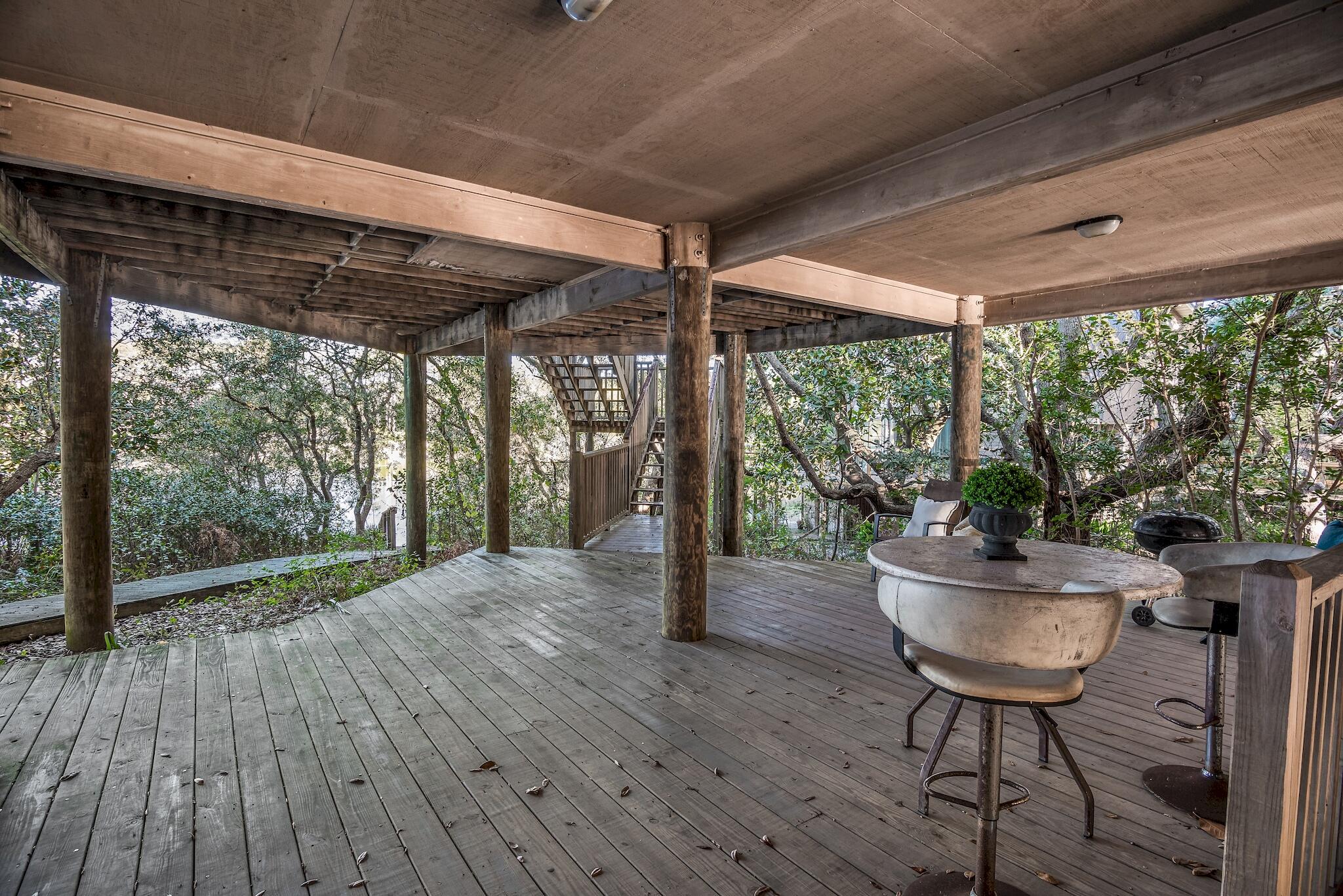 BEACH HIGHLAND - Residential