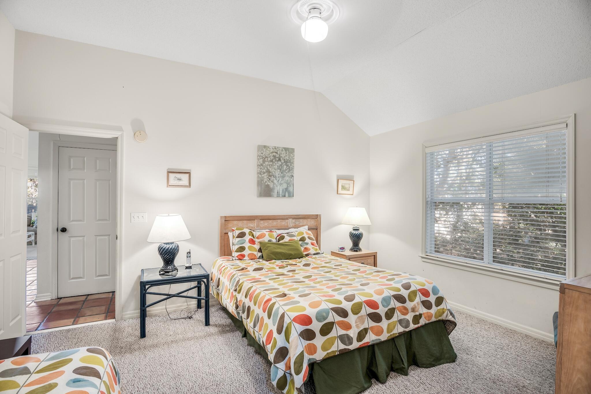 BEACH HIGHLAND - Residential