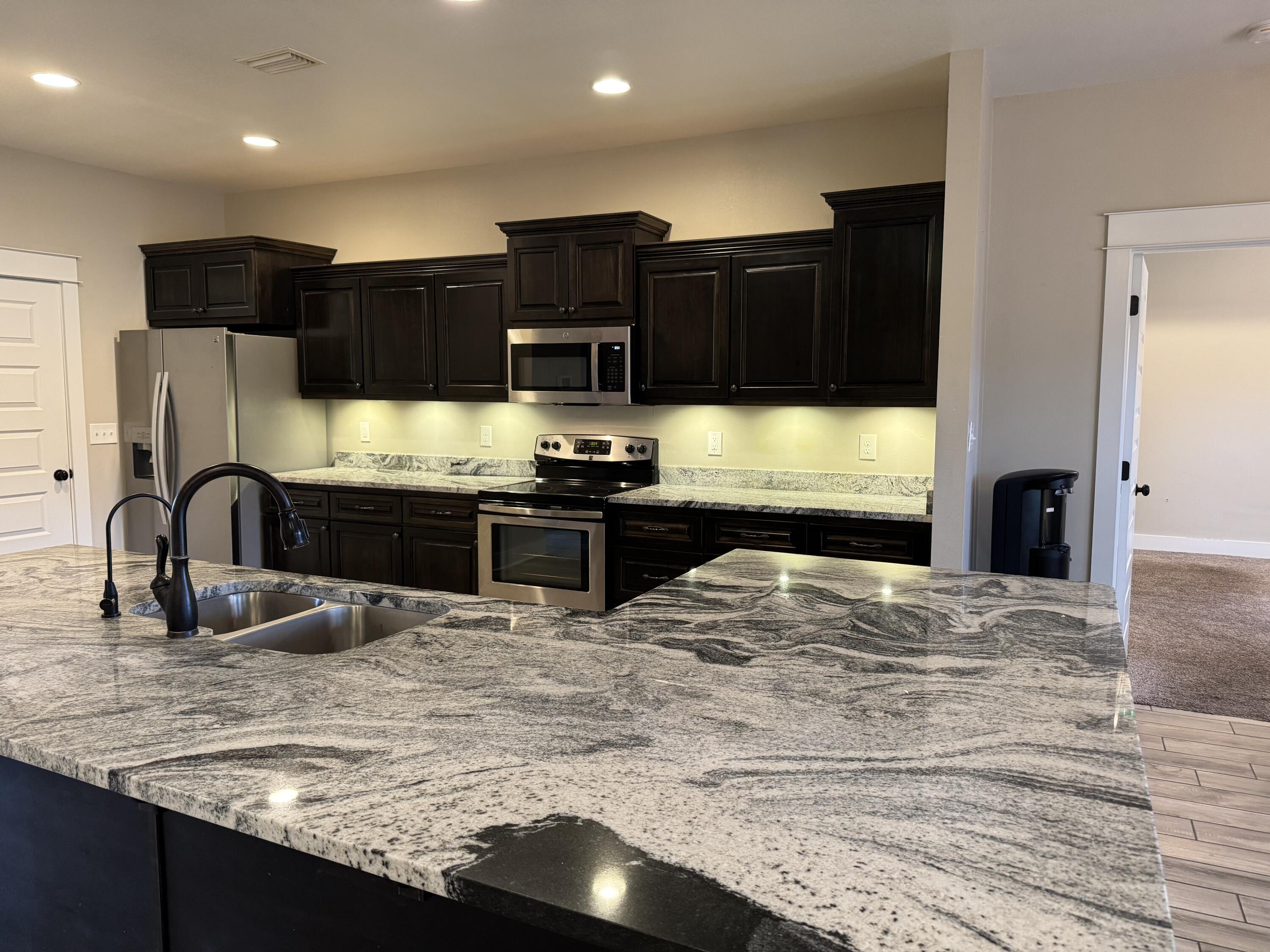 BRIDLE WOOD EST PH I - Residential