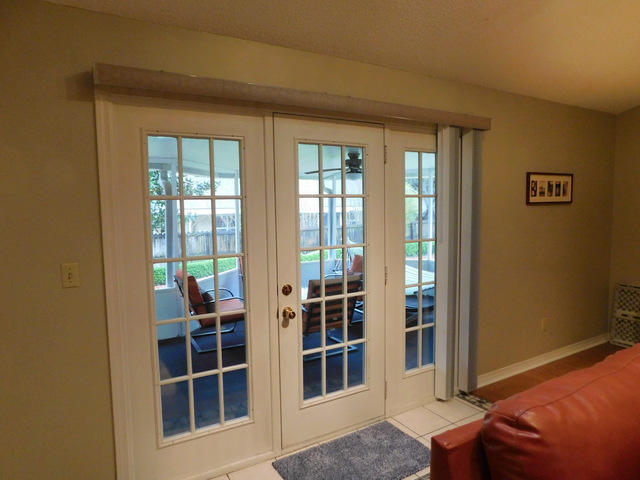 SAVANNAH OAKS - Residential