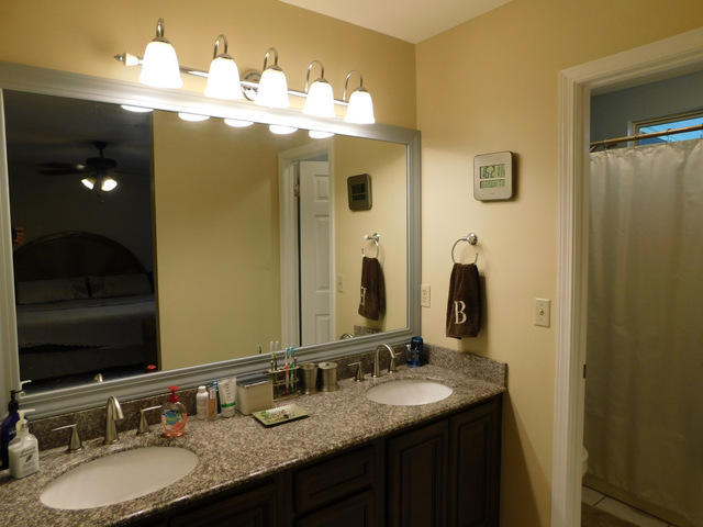 SAVANNAH OAKS - Residential