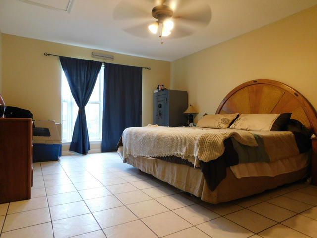 SAVANNAH OAKS - Residential