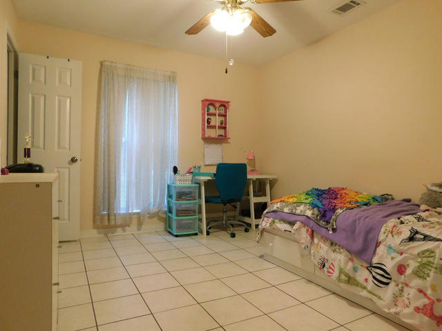 SAVANNAH OAKS - Residential