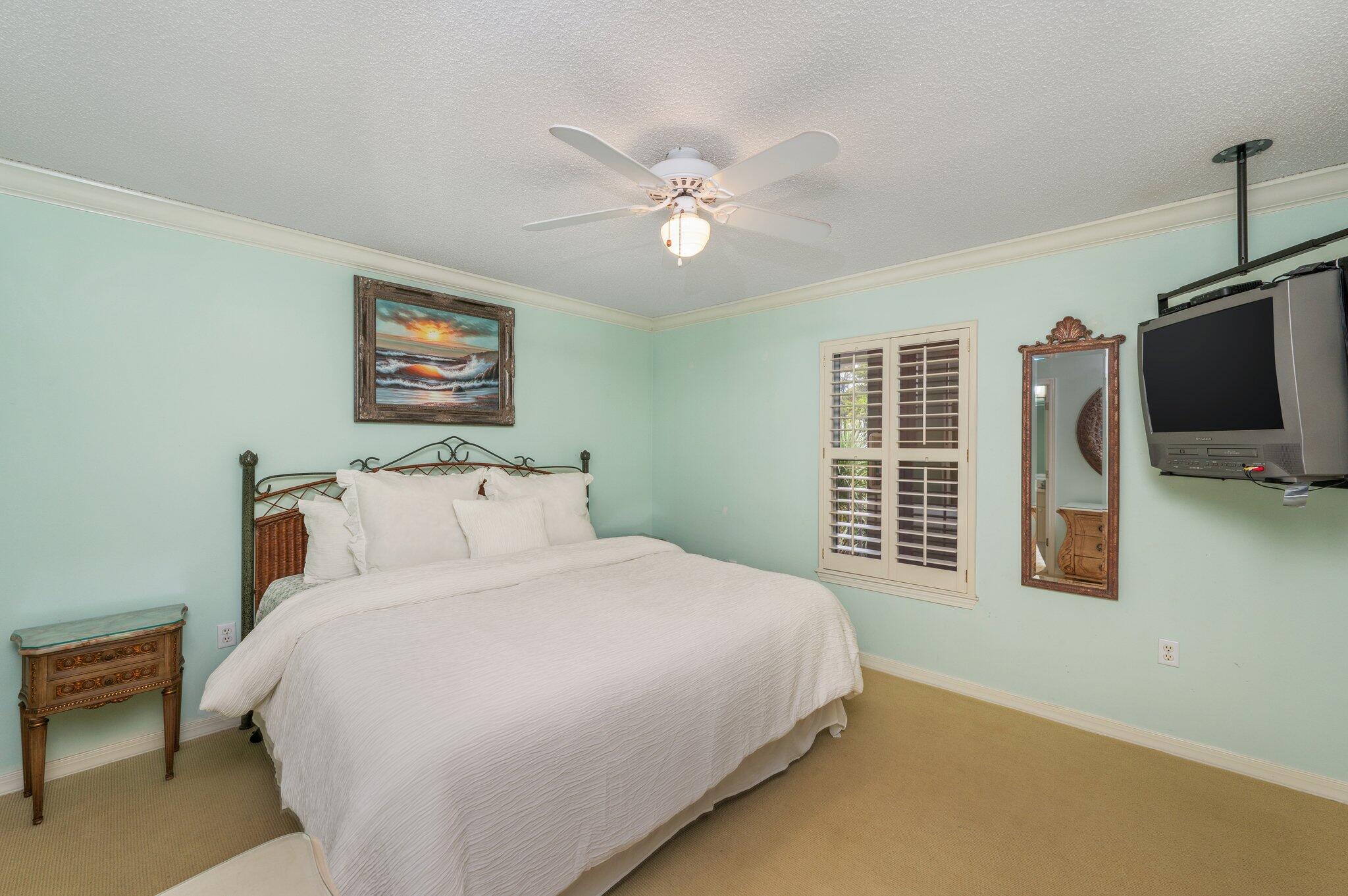 GULF PLACE CARIBBEAN - Residential