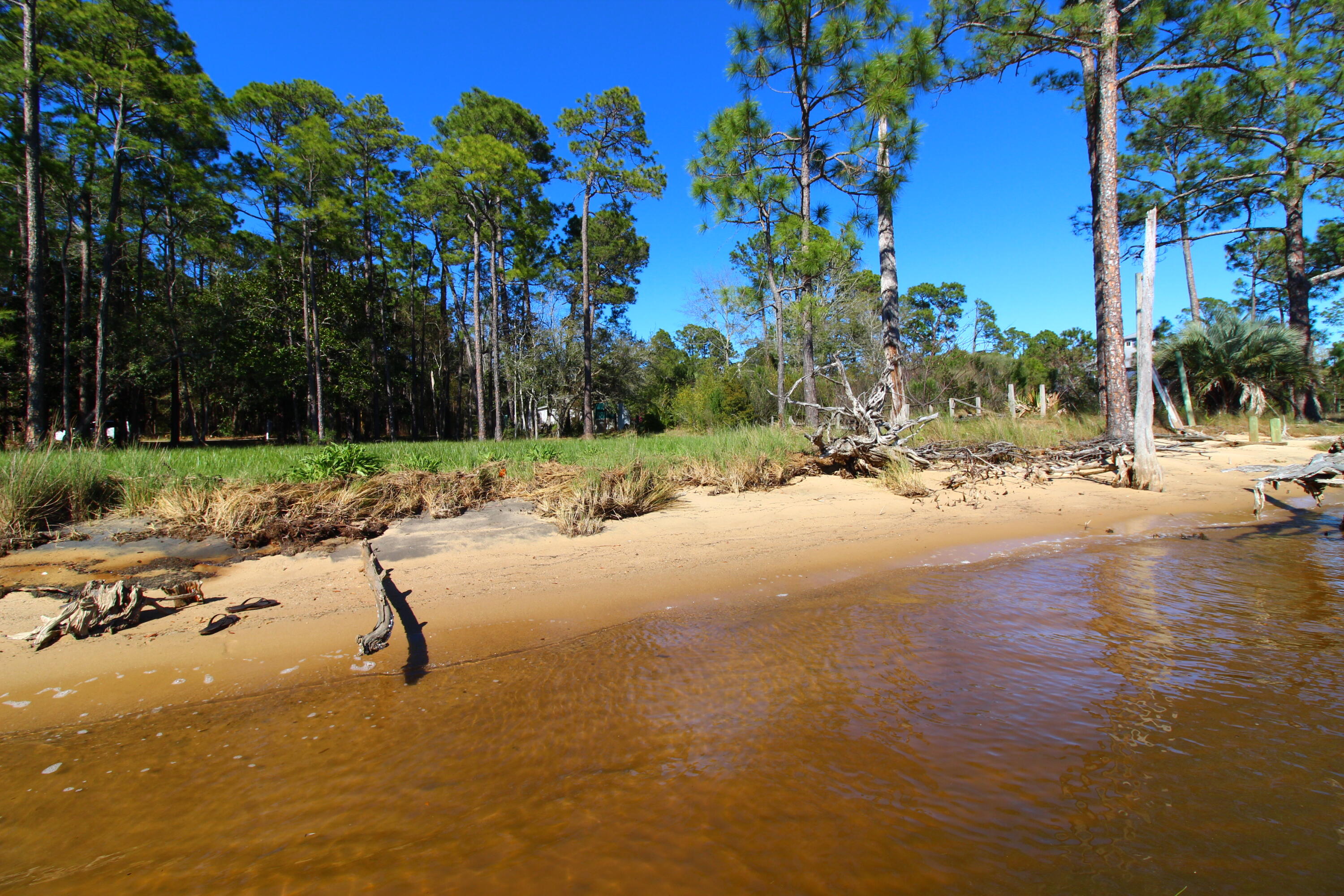 LAGRANGE BAYOU ESTATES - Land