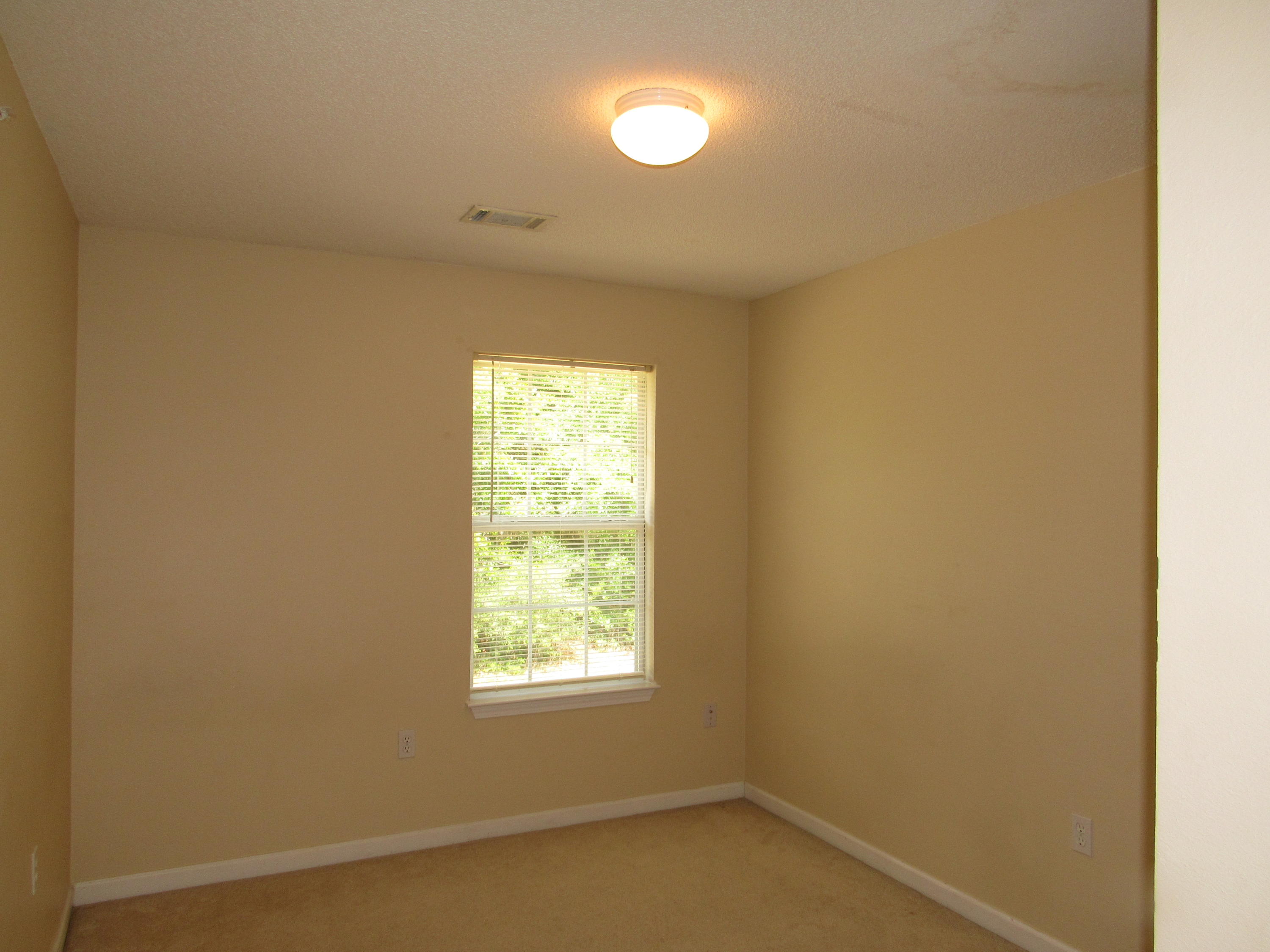 ROLLING PINES - Residential