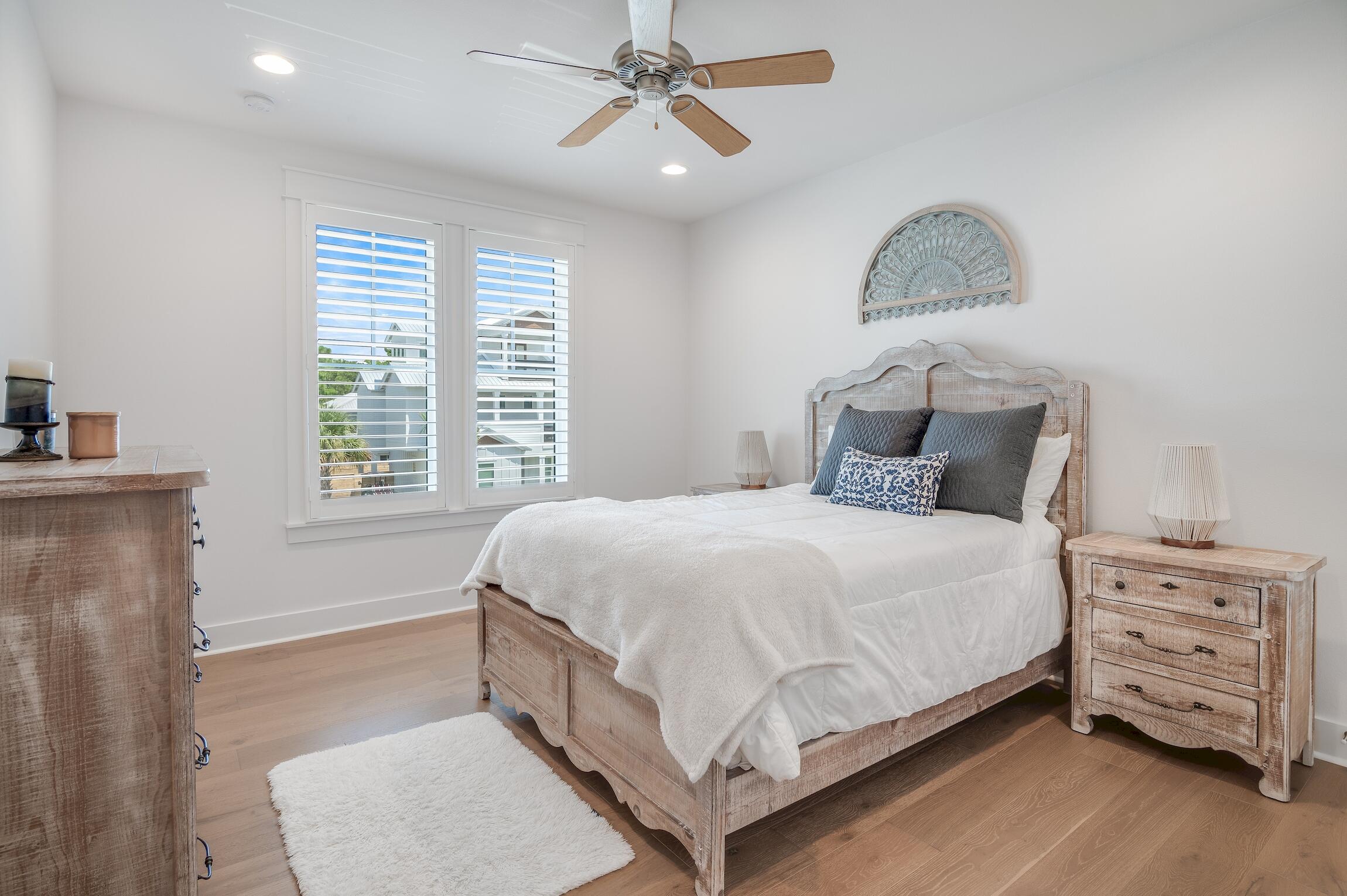 FRANGISTA BEACH 2ND ADDN - Residential