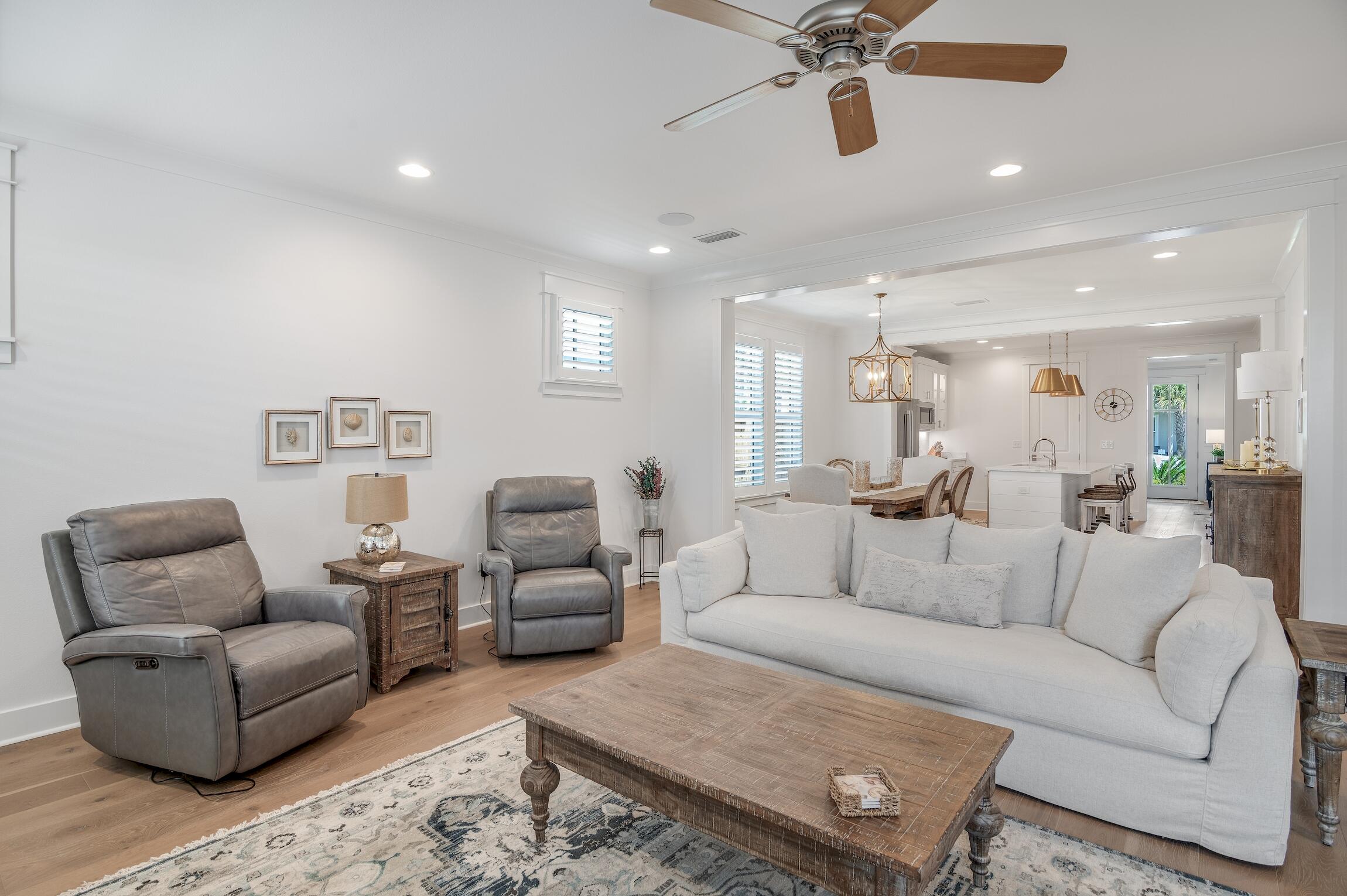 FRANGISTA BEACH 2ND ADDN - Residential