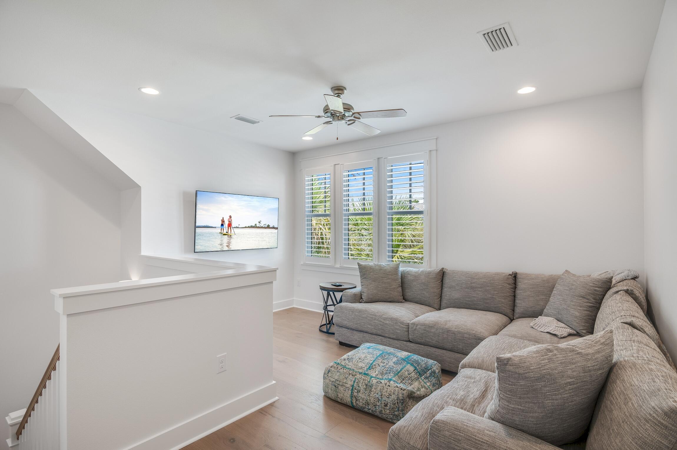 FRANGISTA BEACH 2ND ADDN - Residential