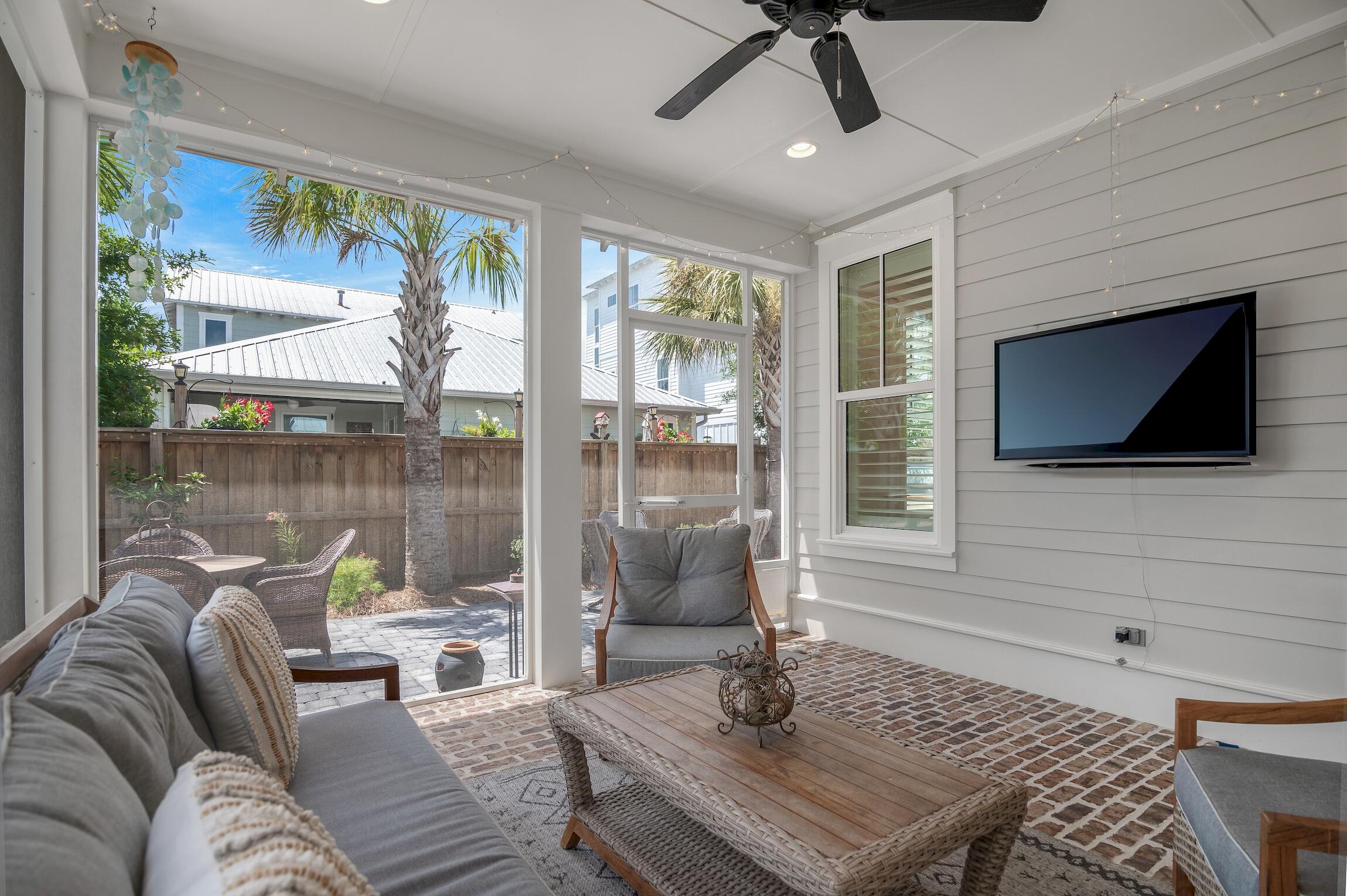 FRANGISTA BEACH 2ND ADDN - Residential