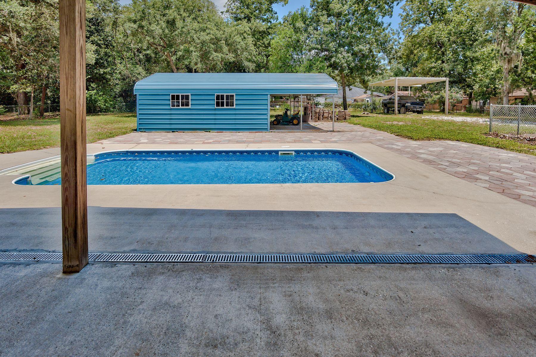 M J PARRISH S/D - Residential