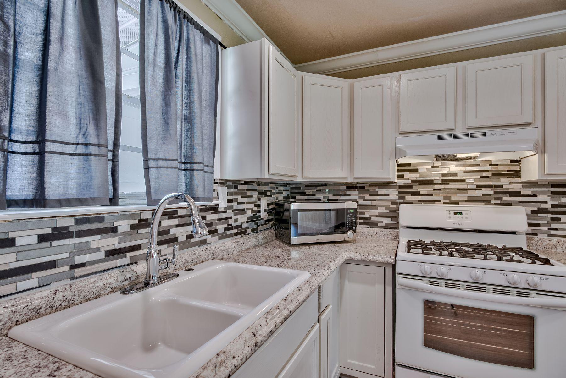 M J PARRISH S/D - Residential