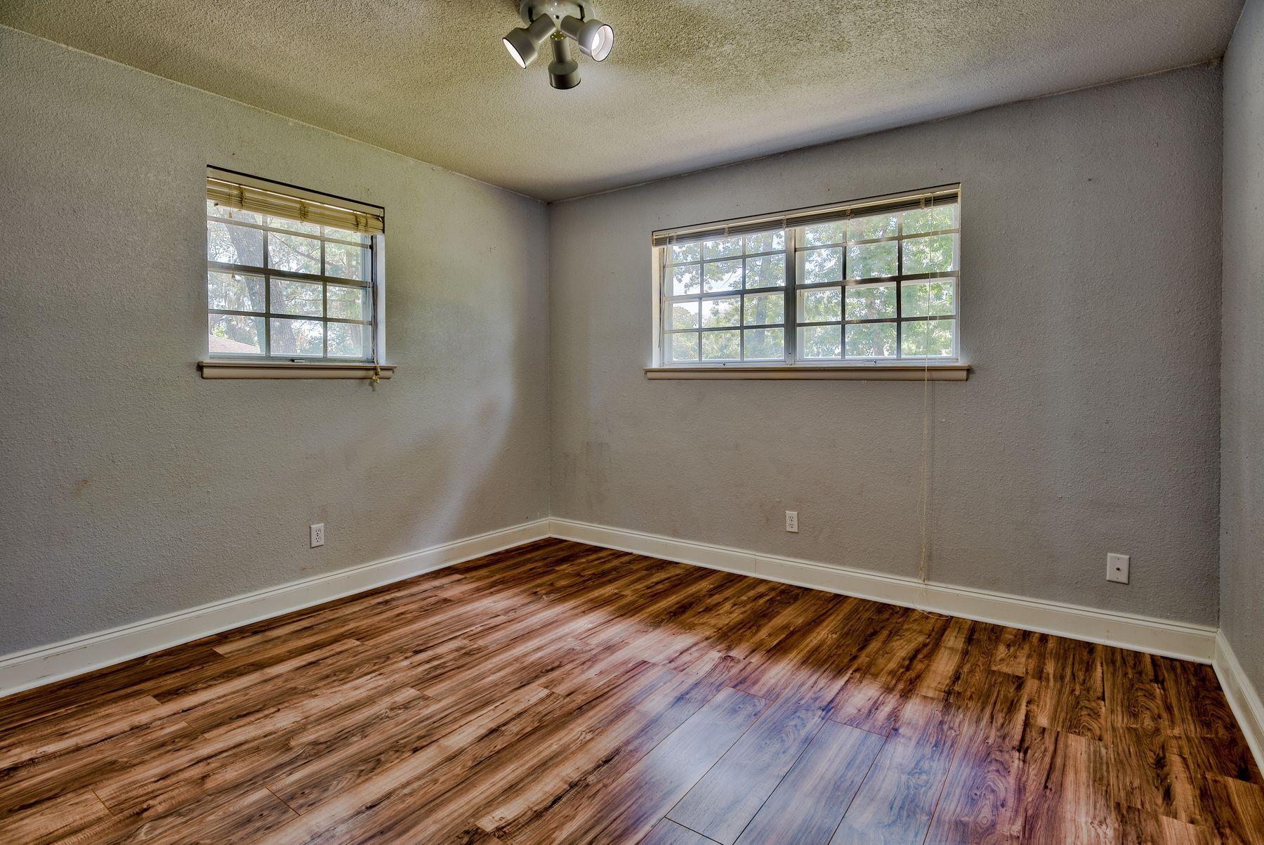 M J PARRISH S/D - Residential