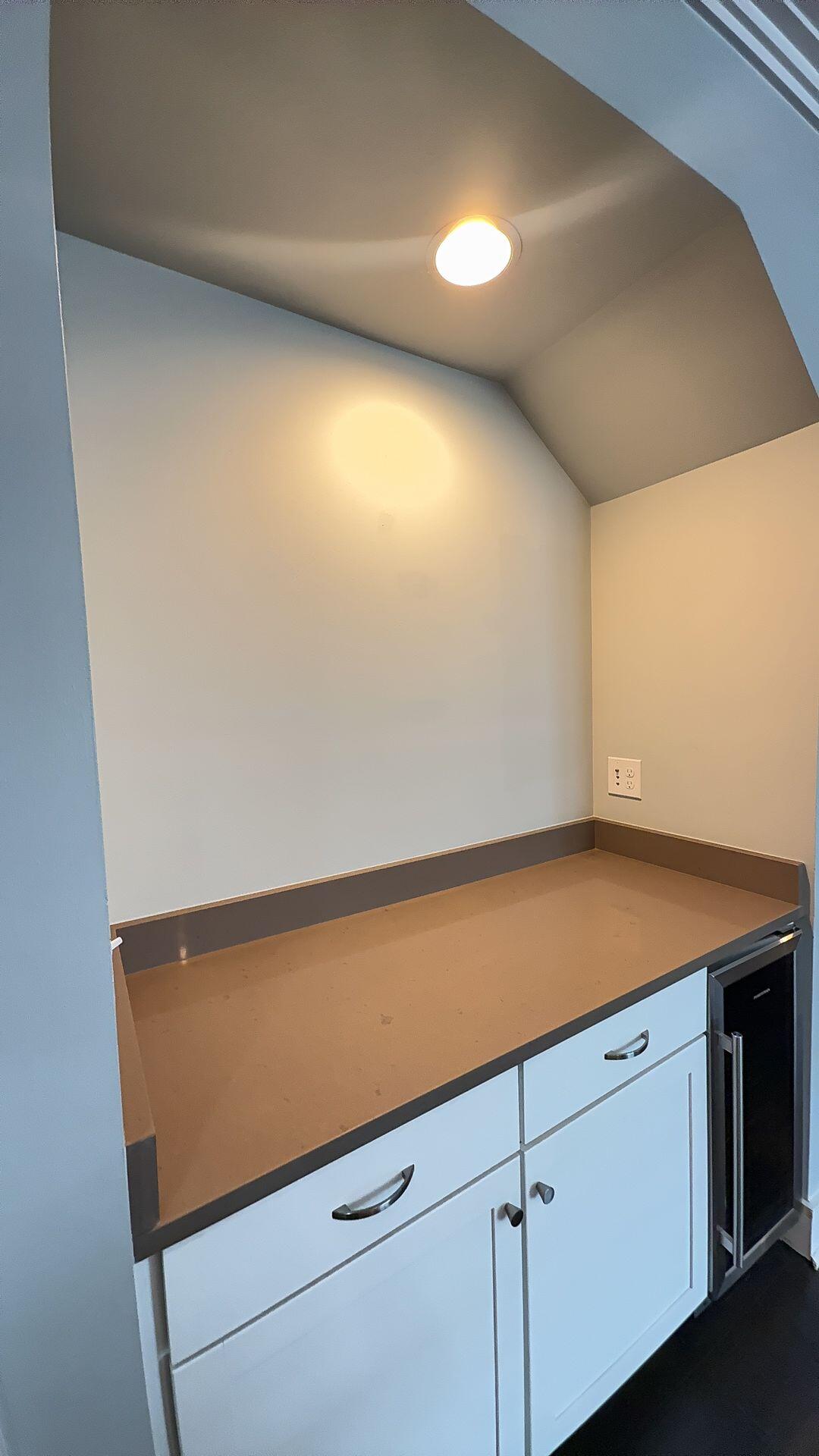 CARSON OAKS - Residential Lease