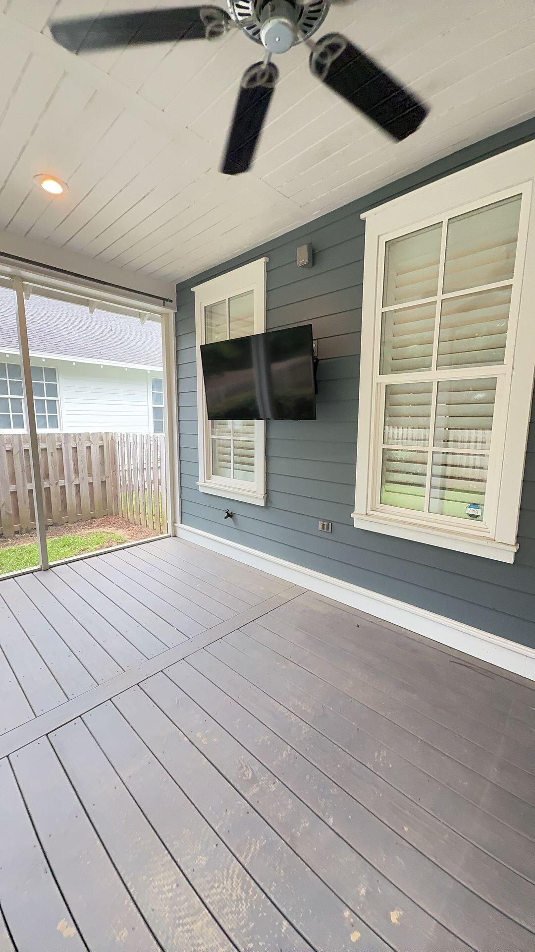 CARSON OAKS - Residential Lease