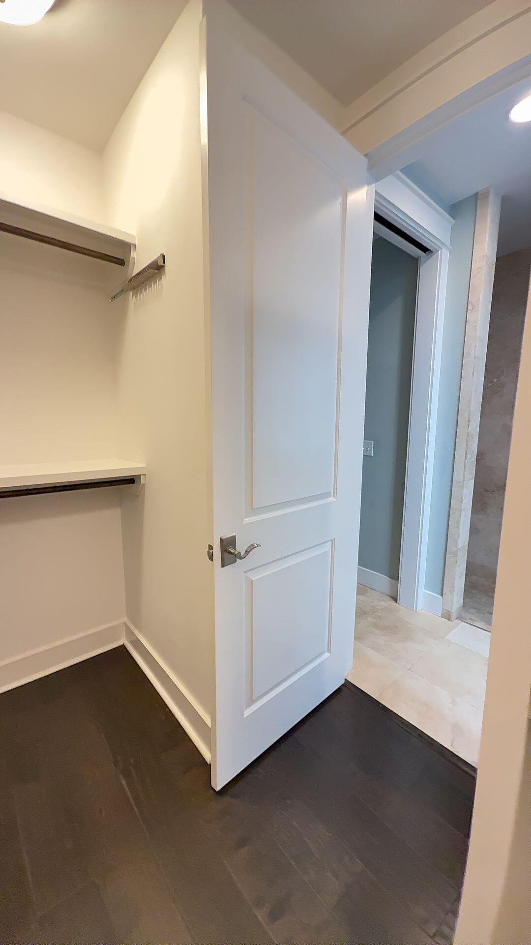CARSON OAKS - Residential Lease