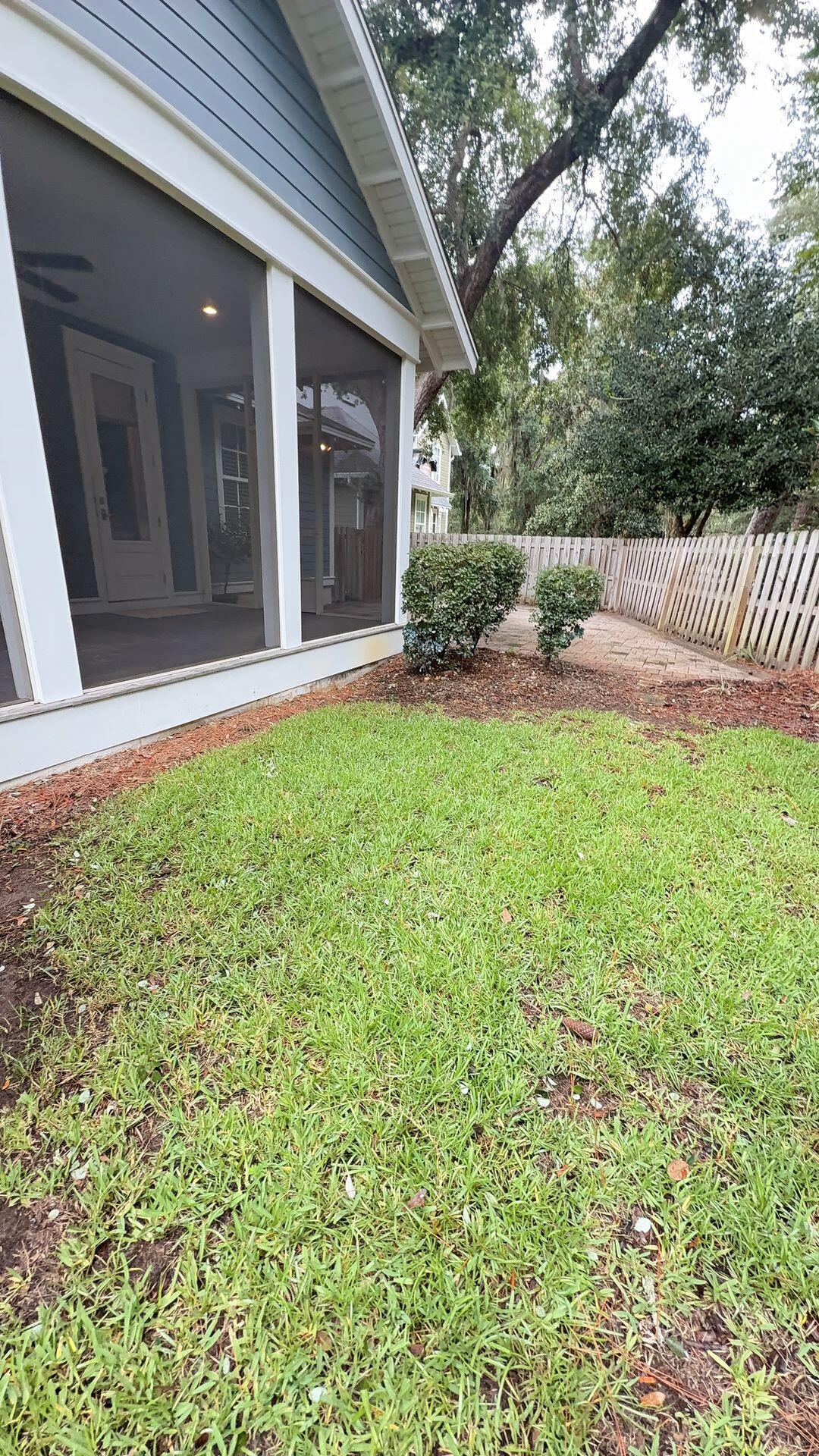 CARSON OAKS - Residential Lease