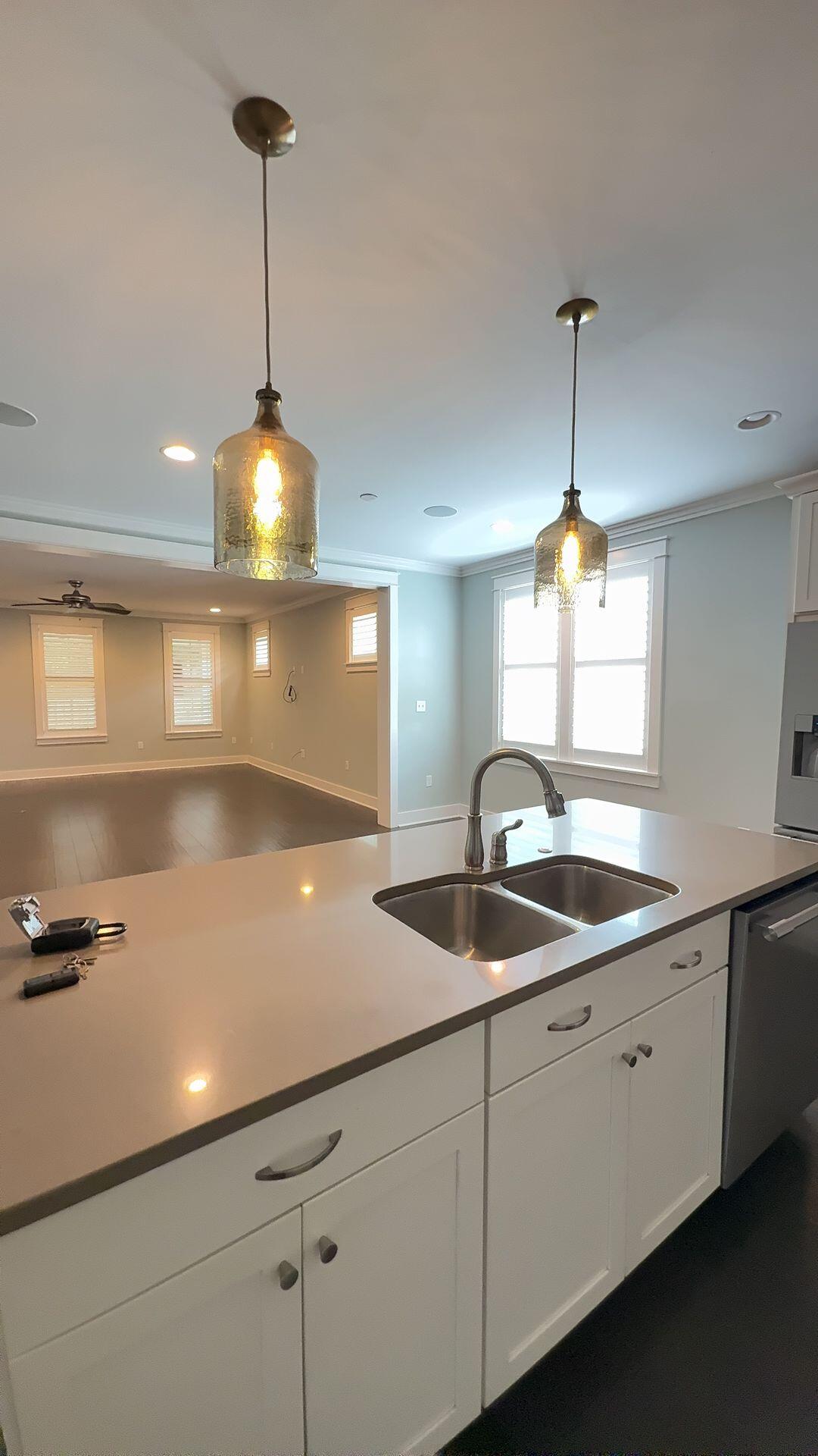 CARSON OAKS - Residential Lease