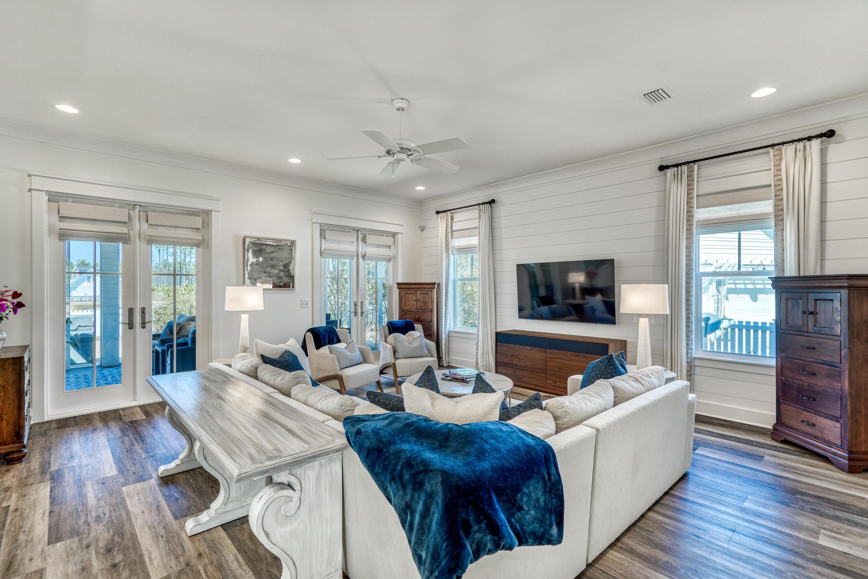 WATERSOUND ORIGINS - Residential