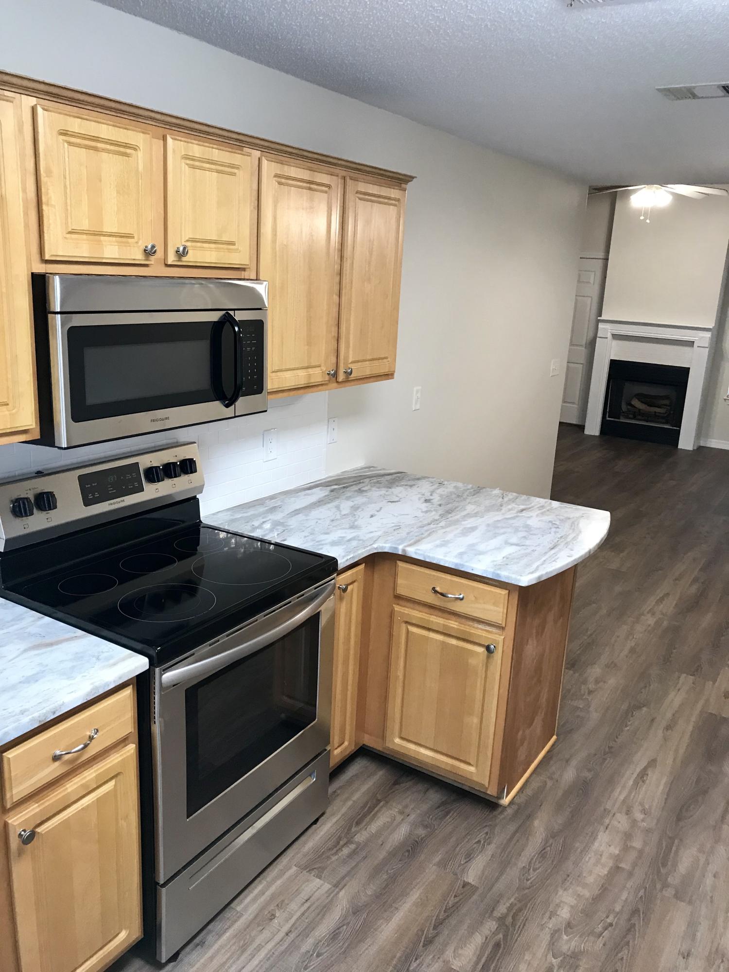 SHALIMAR VILLAGE - Residential