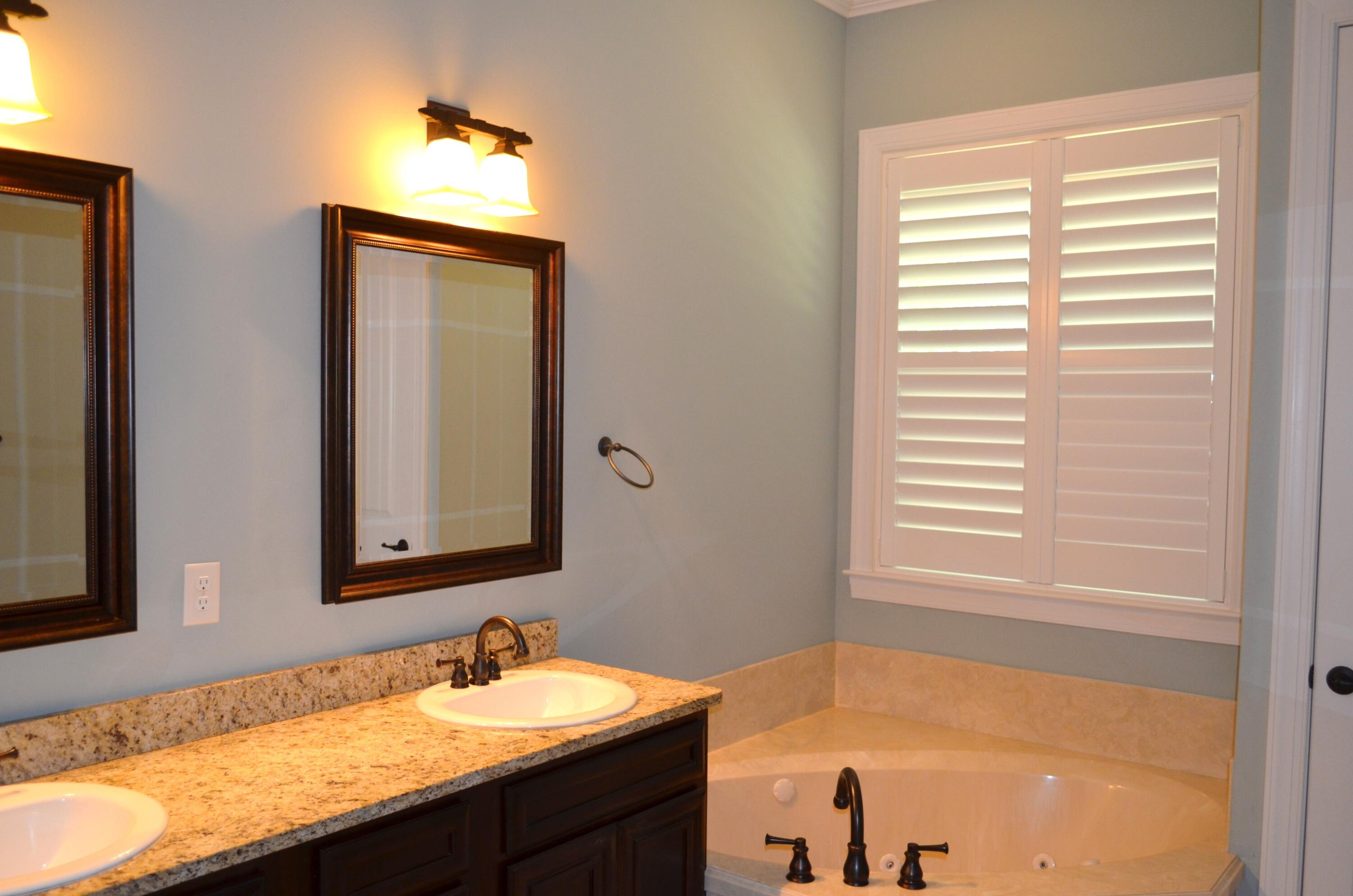 PARISH AT BLUEWATER POINT - Residential Lease