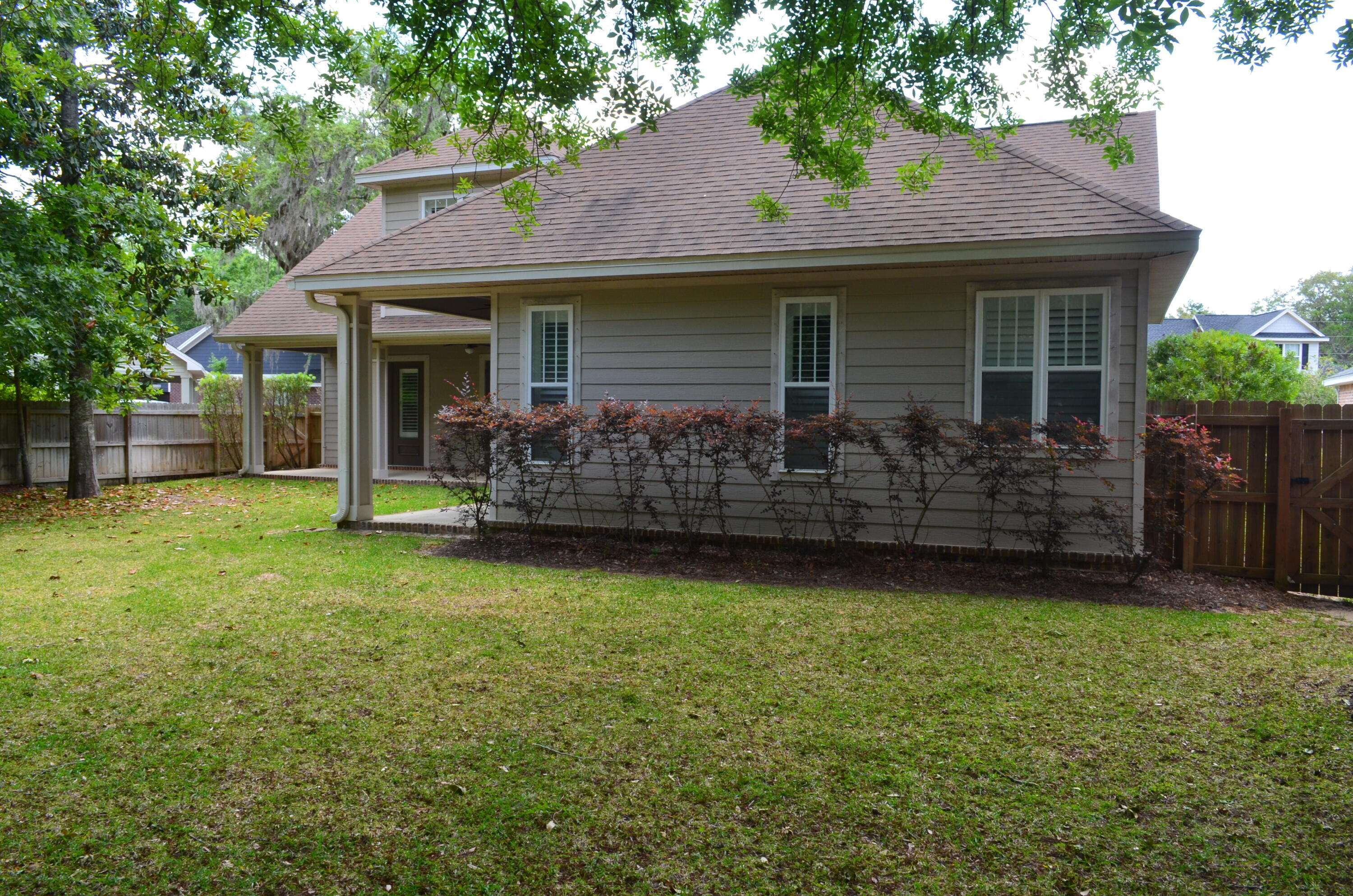 PARISH AT BLUEWATER POINT - Residential Lease