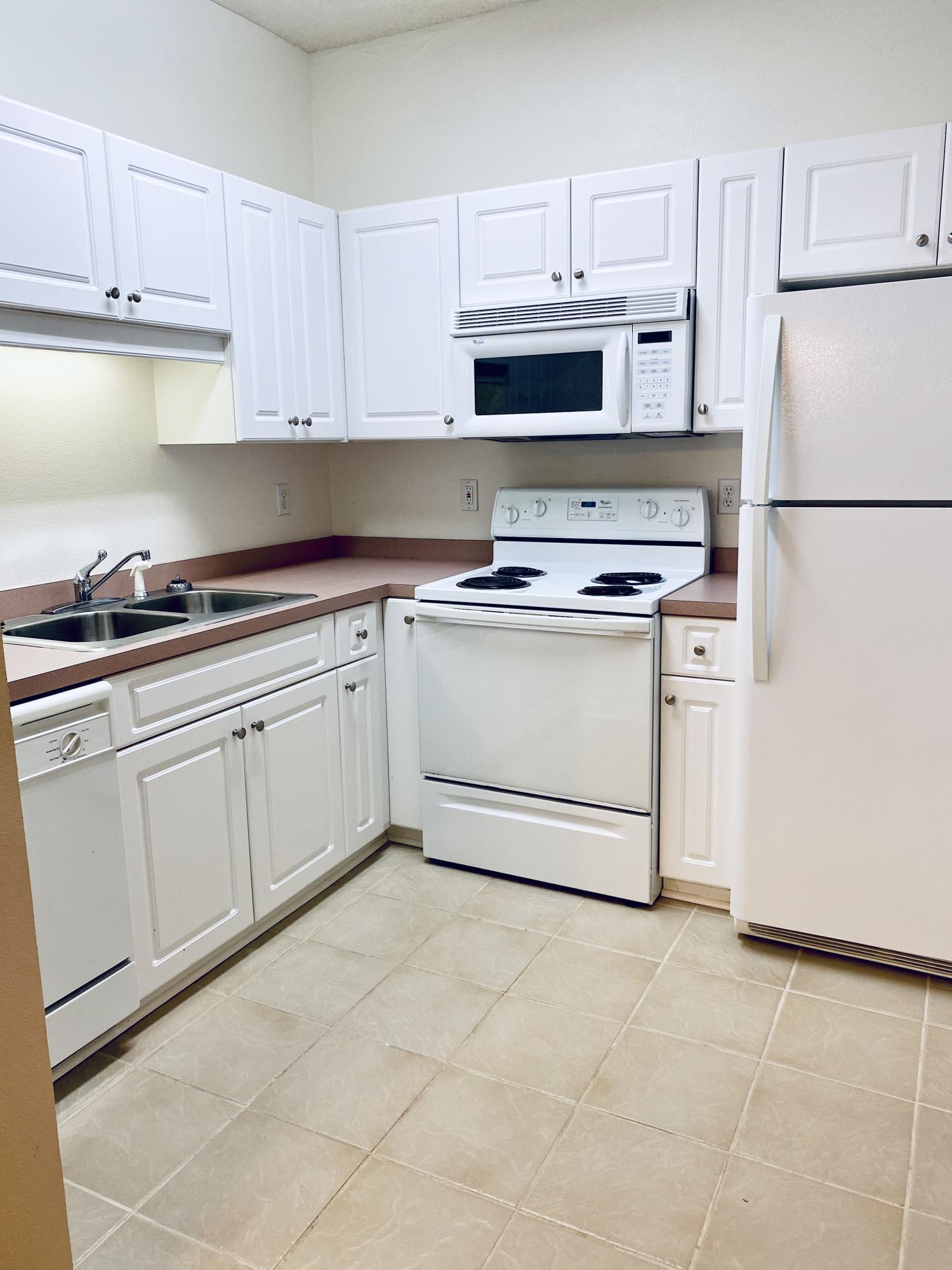 THE OAKS AT NICEVILLE - Residential