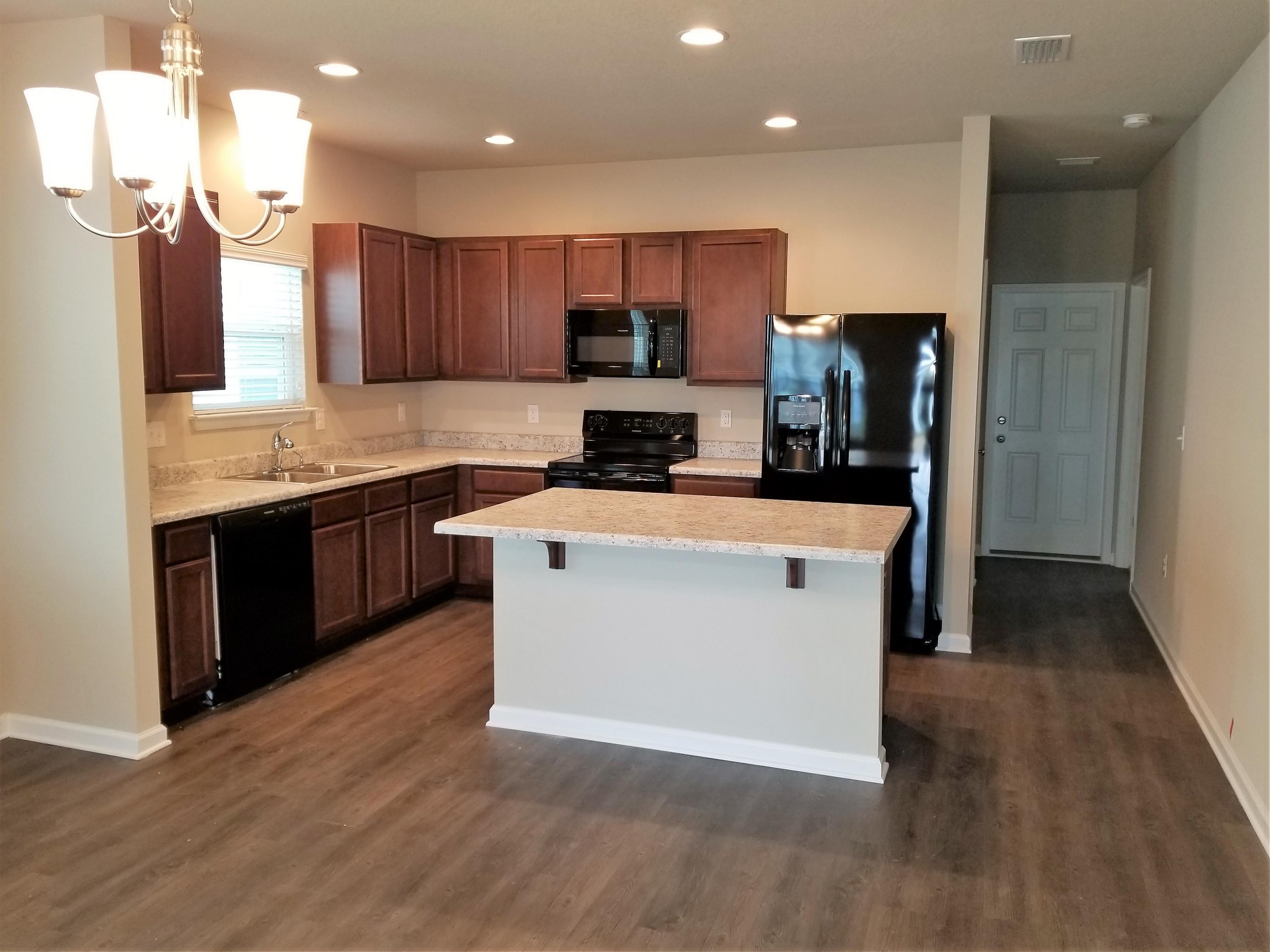 HAMMOCK BAY - Residential