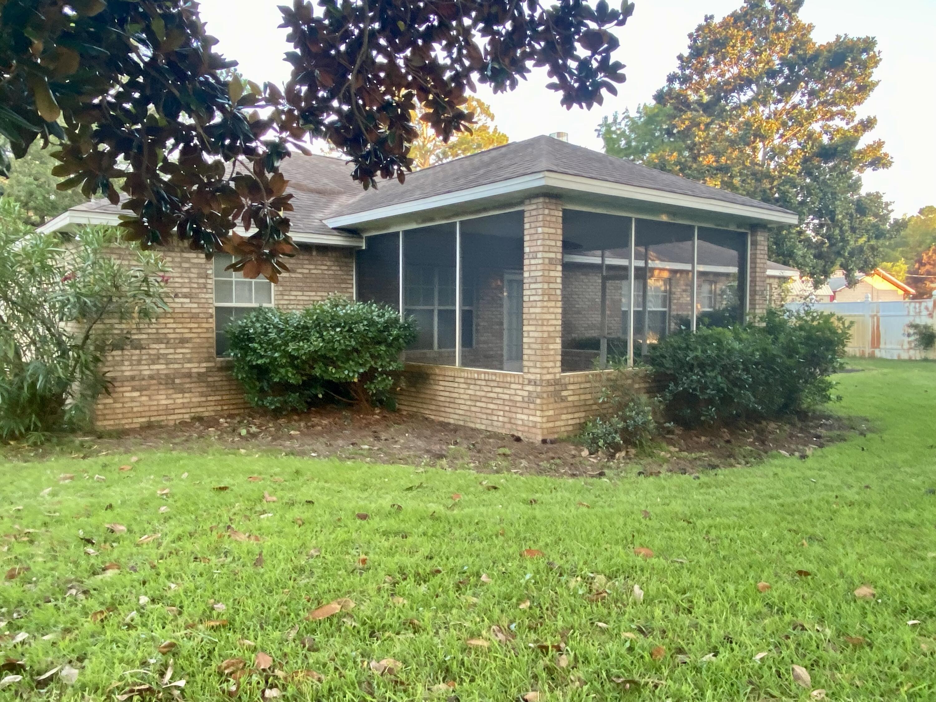 HOLIDAY SHORES ESTATES 3RD ADDN - Residential