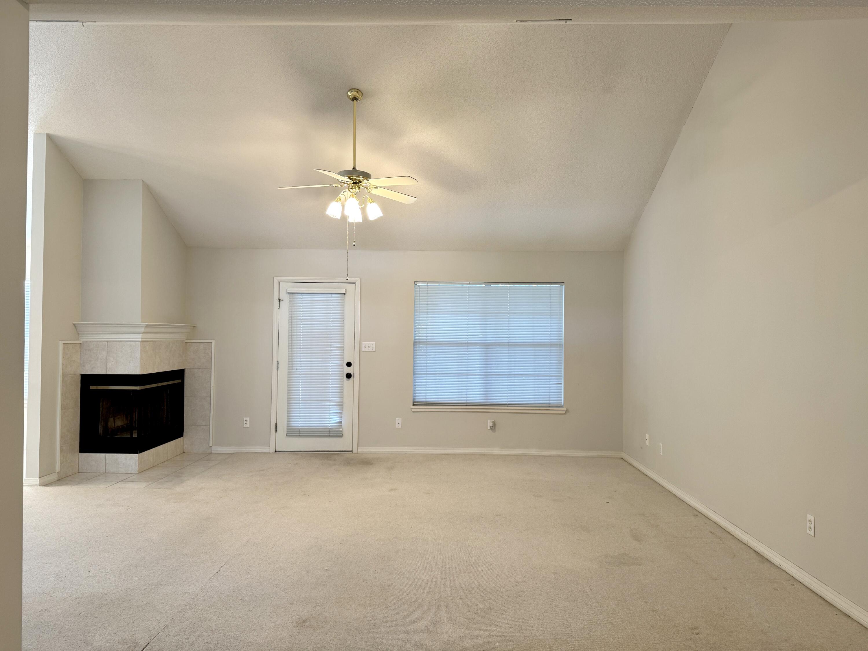 HOLIDAY SHORES ESTATES 3RD ADDN - Residential