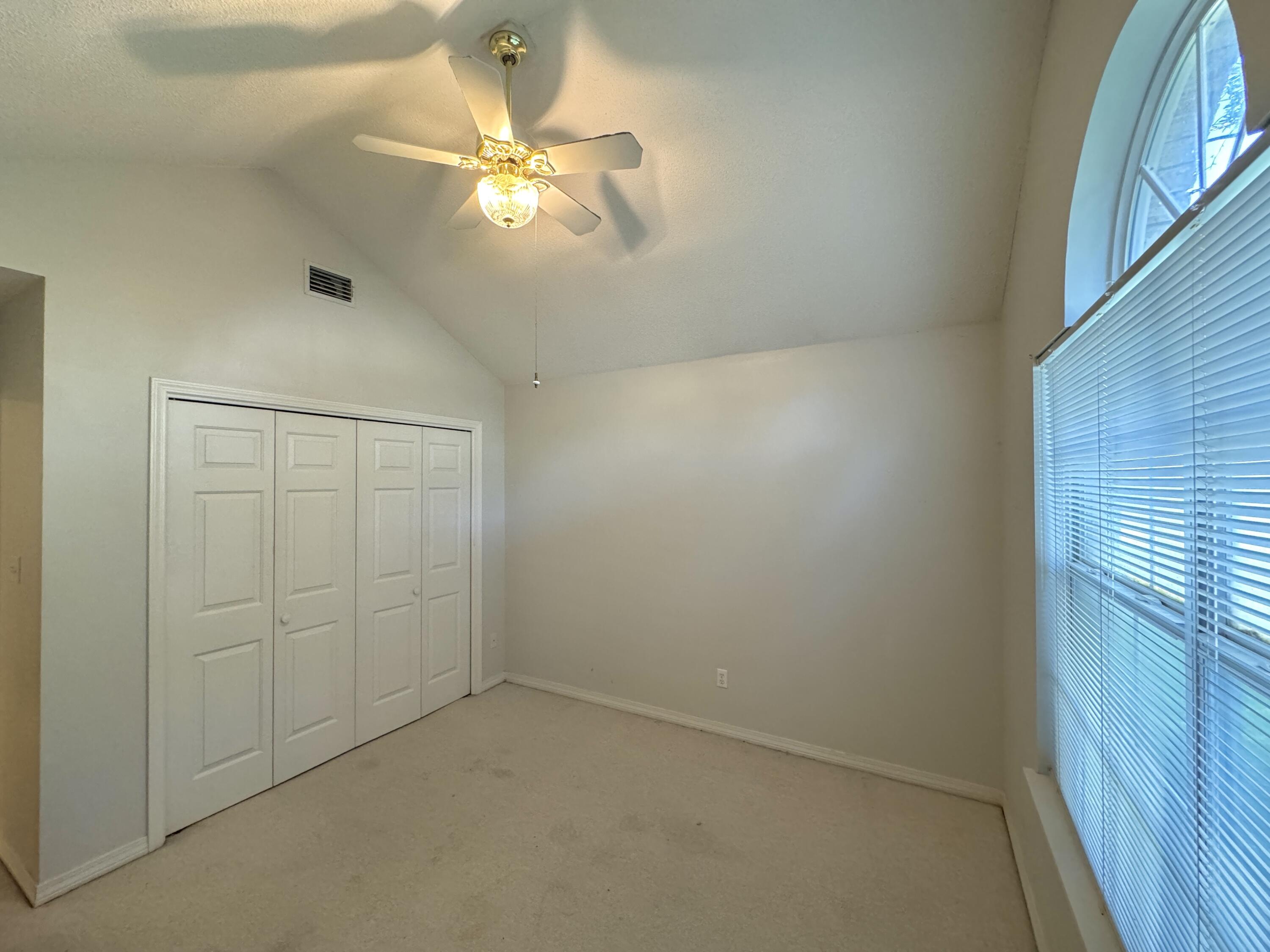 HOLIDAY SHORES ESTATES 3RD ADDN - Residential