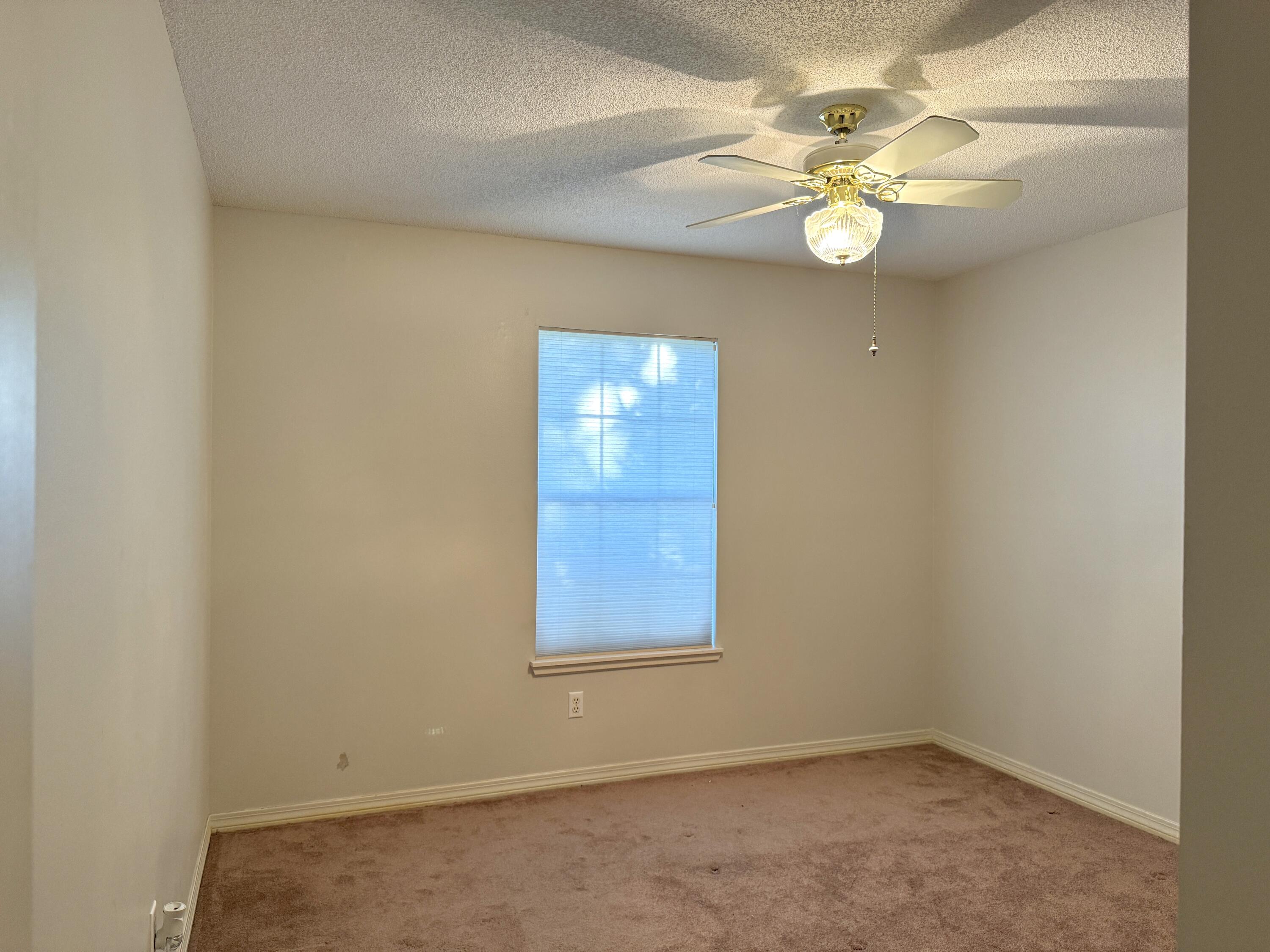 HOLIDAY SHORES ESTATES 3RD ADDN - Residential