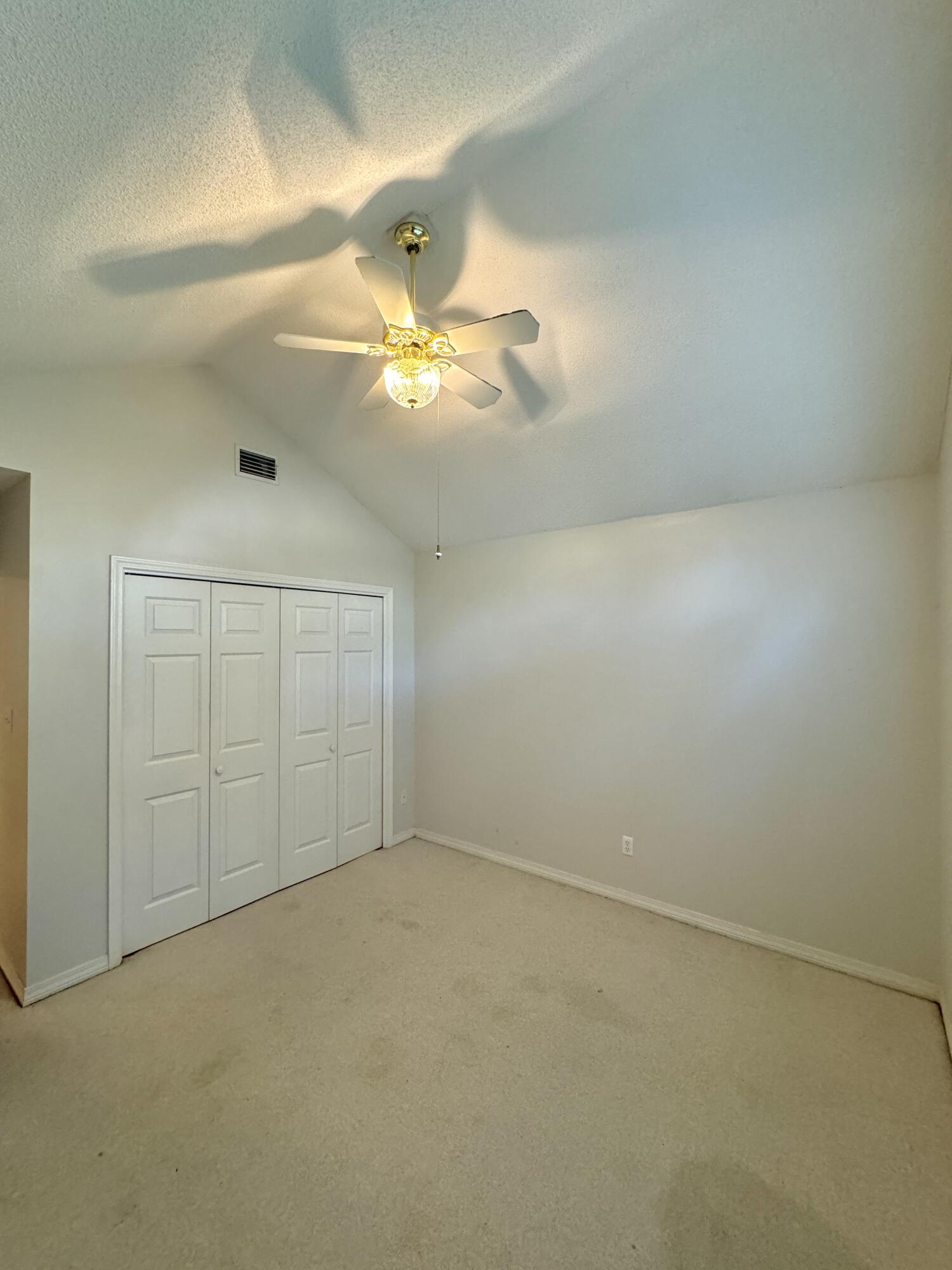 HOLIDAY SHORES ESTATES 3RD ADDN - Residential