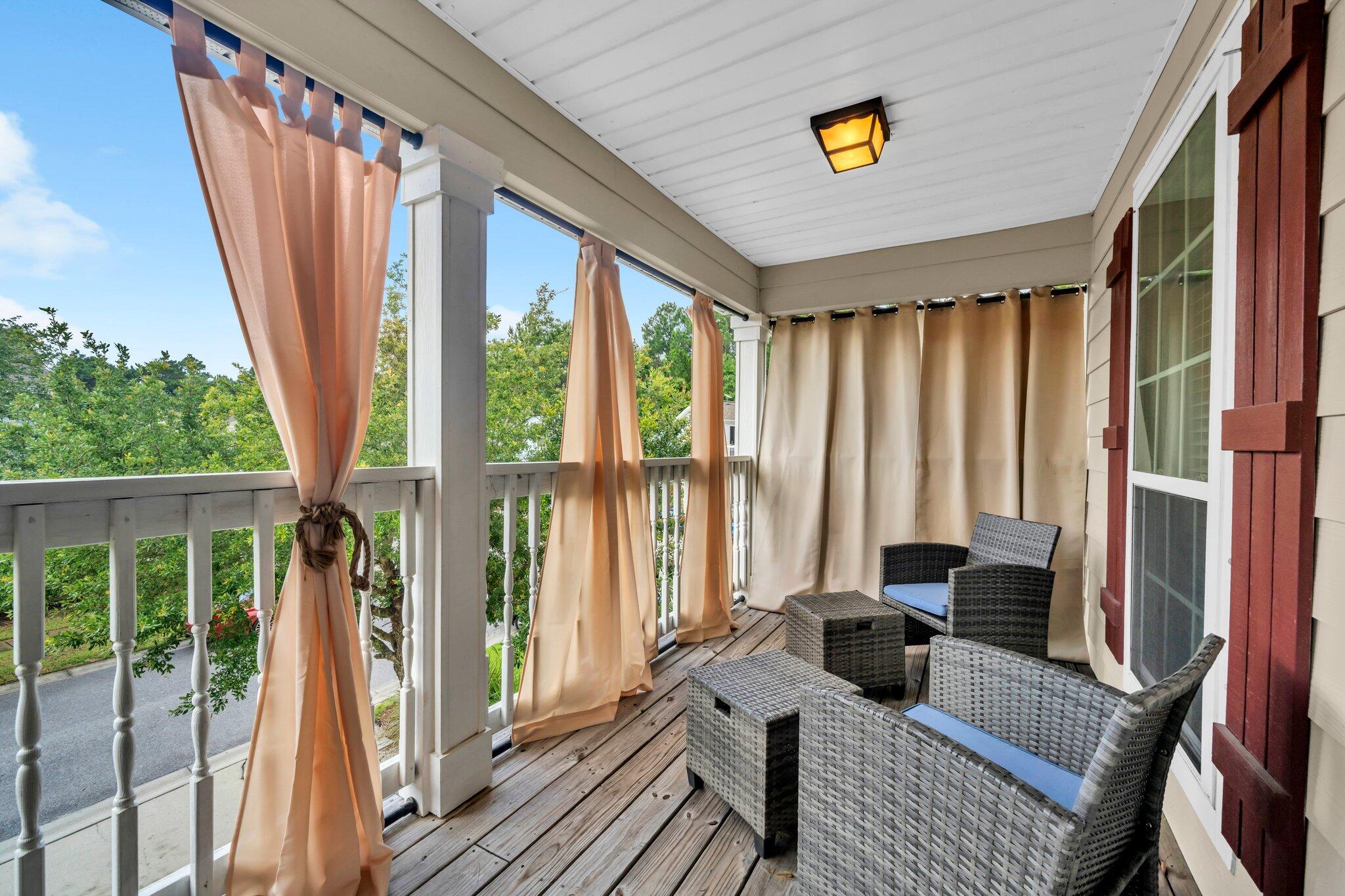 MOSAIC OAKS S/D - Residential