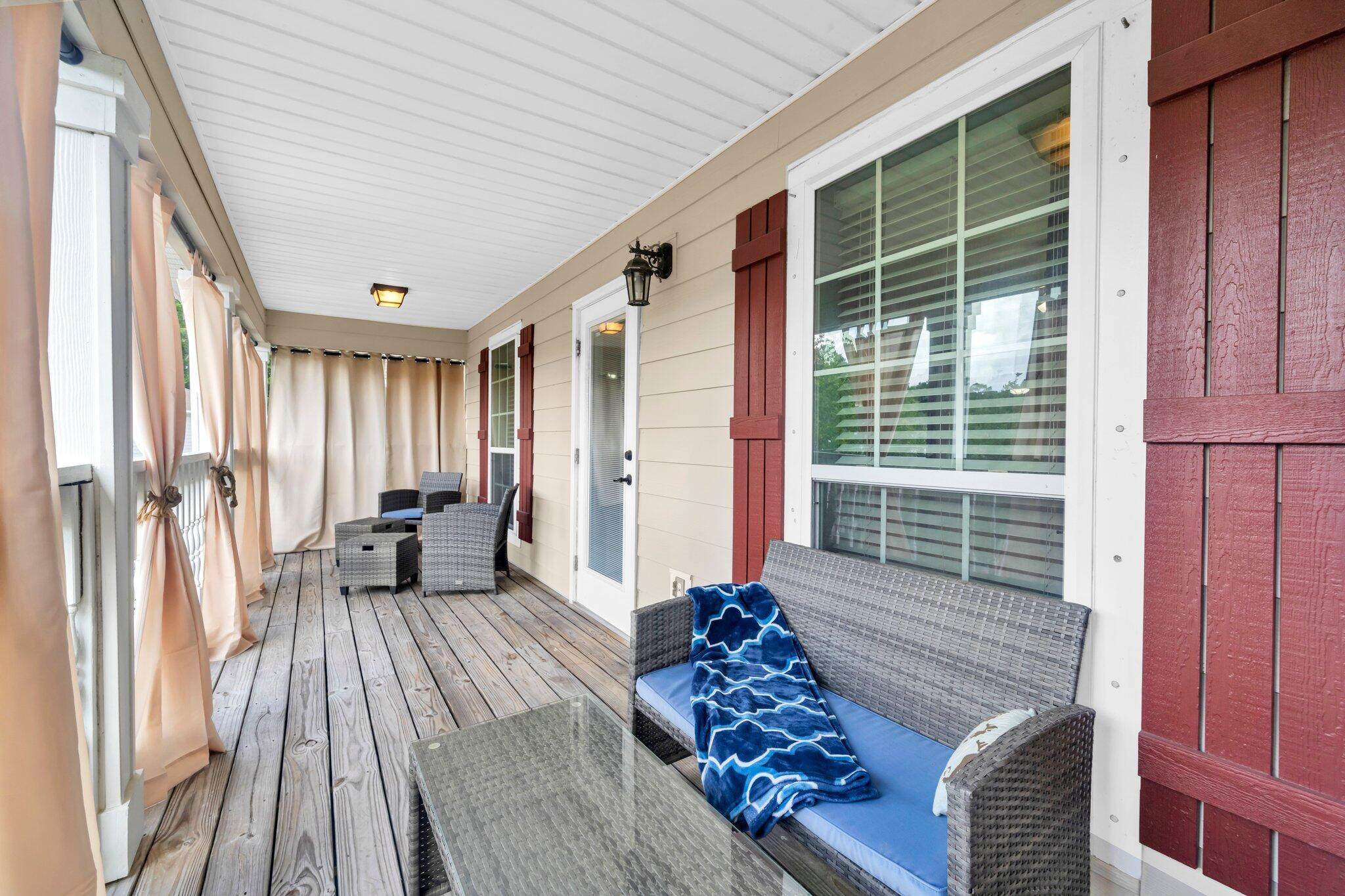 MOSAIC OAKS S/D - Residential