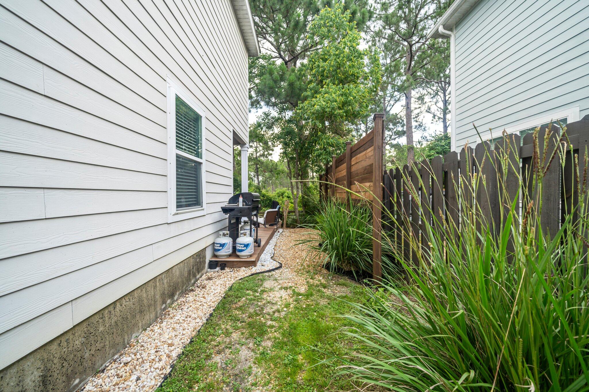 MOSAIC OAKS S/D - Residential