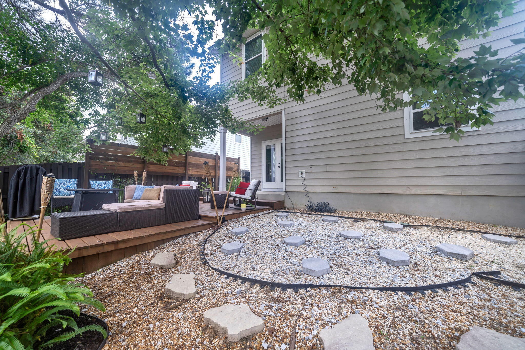 MOSAIC OAKS S/D - Residential