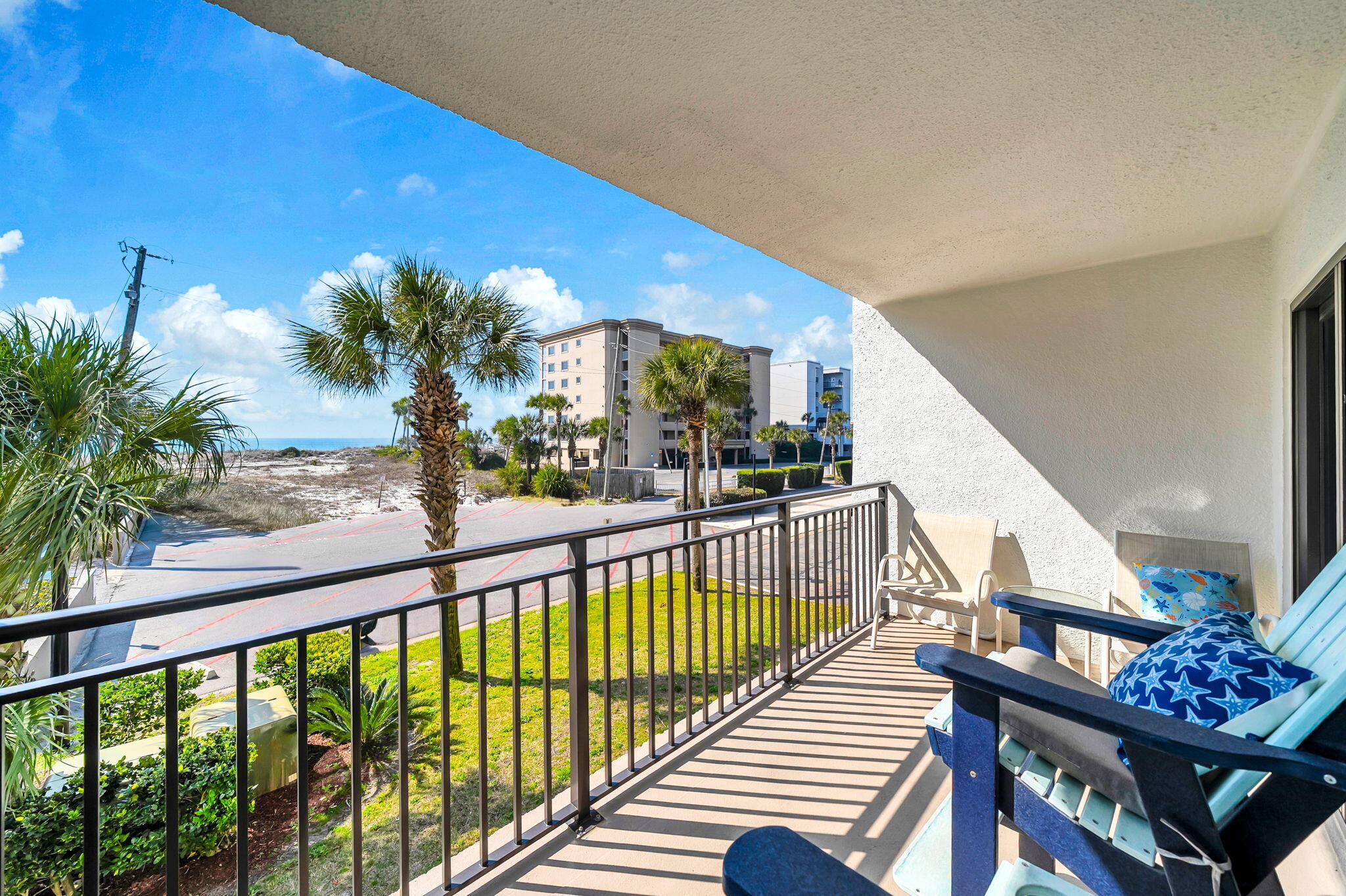 EMERALD ISLE - Residential