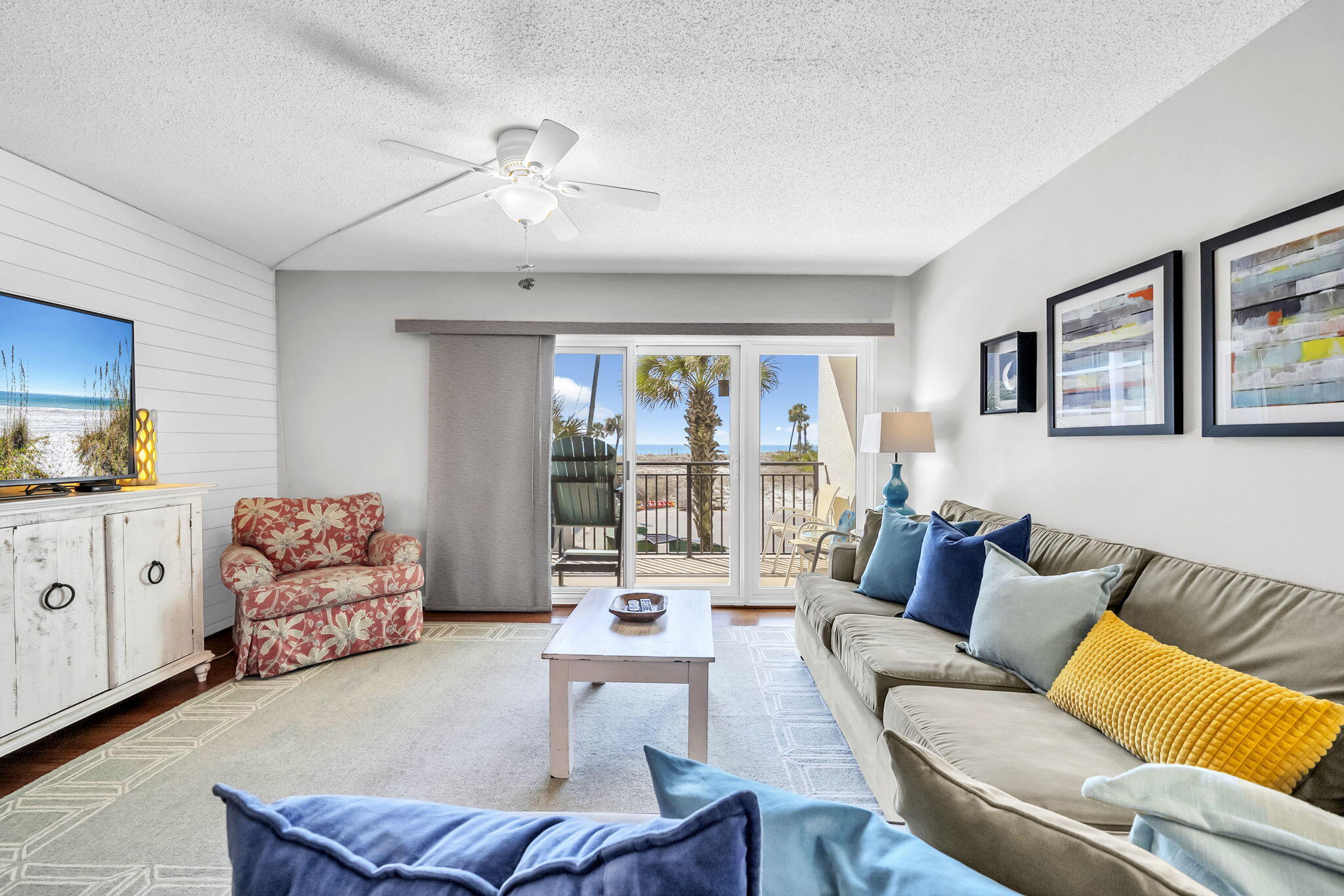 EMERALD ISLE - Residential