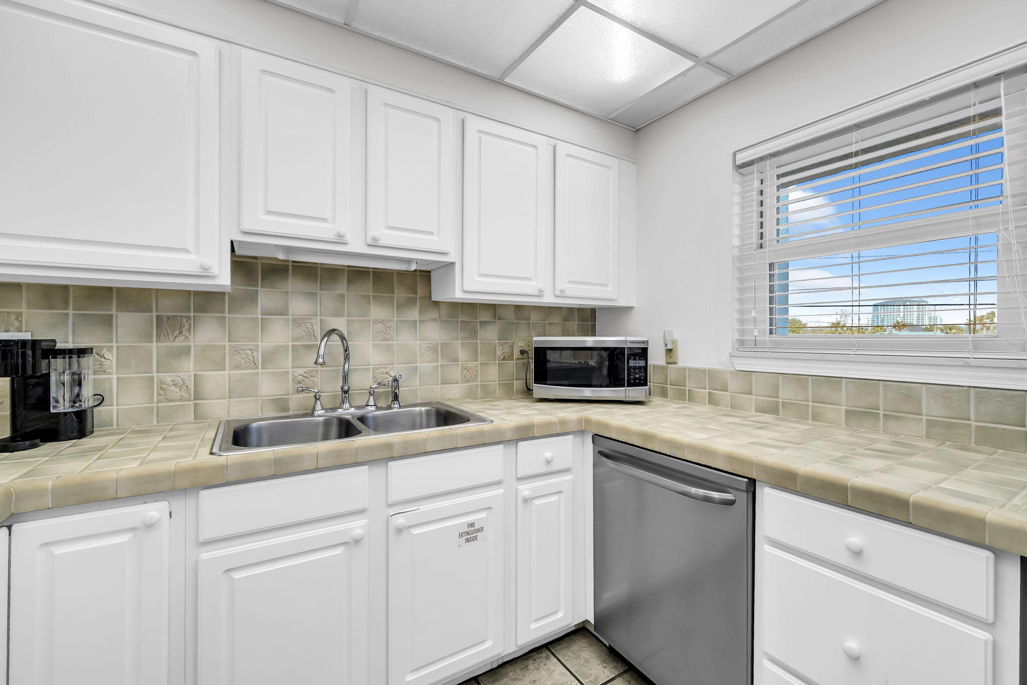 EMERALD ISLE - Residential