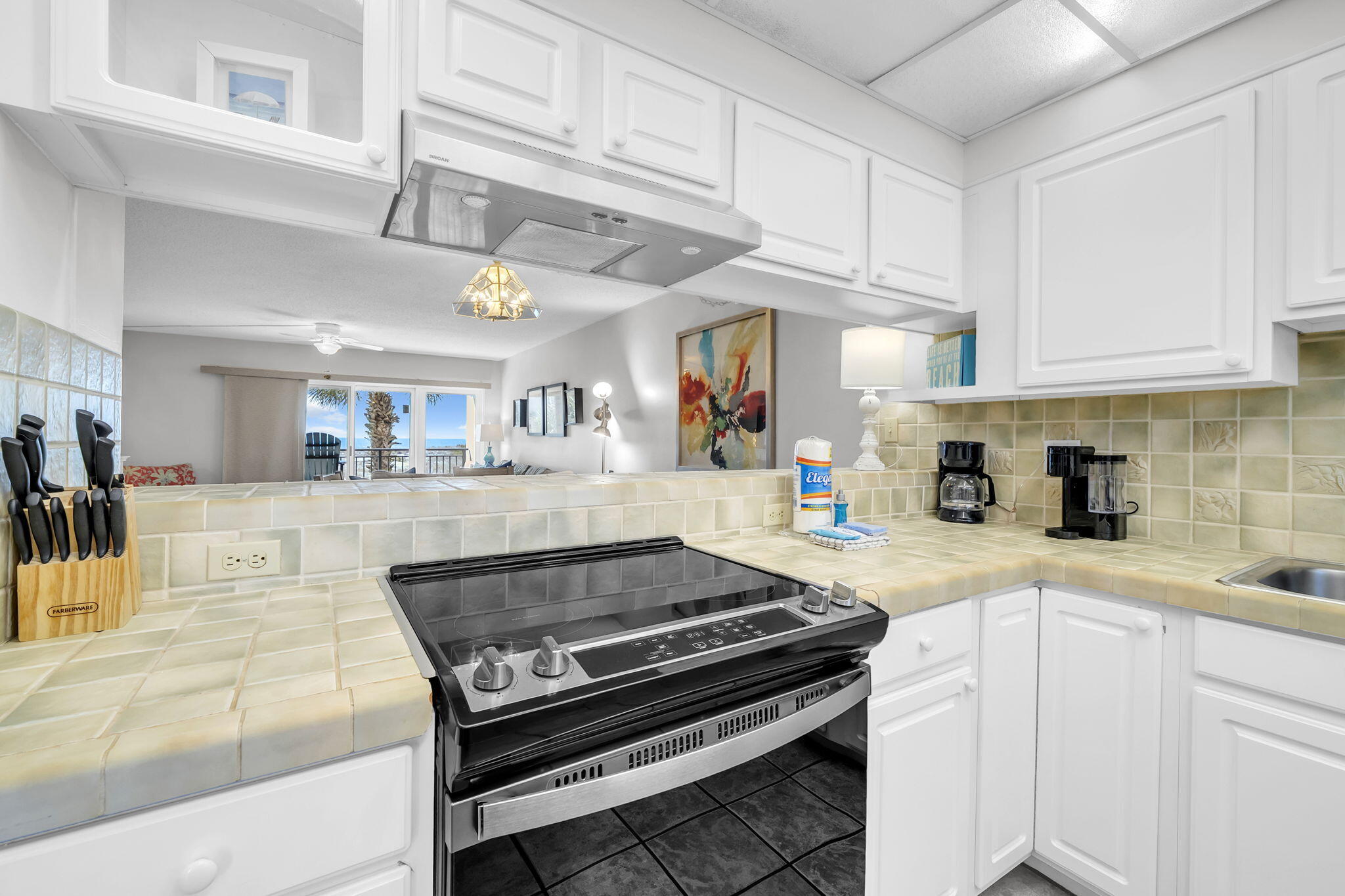 EMERALD ISLE - Residential