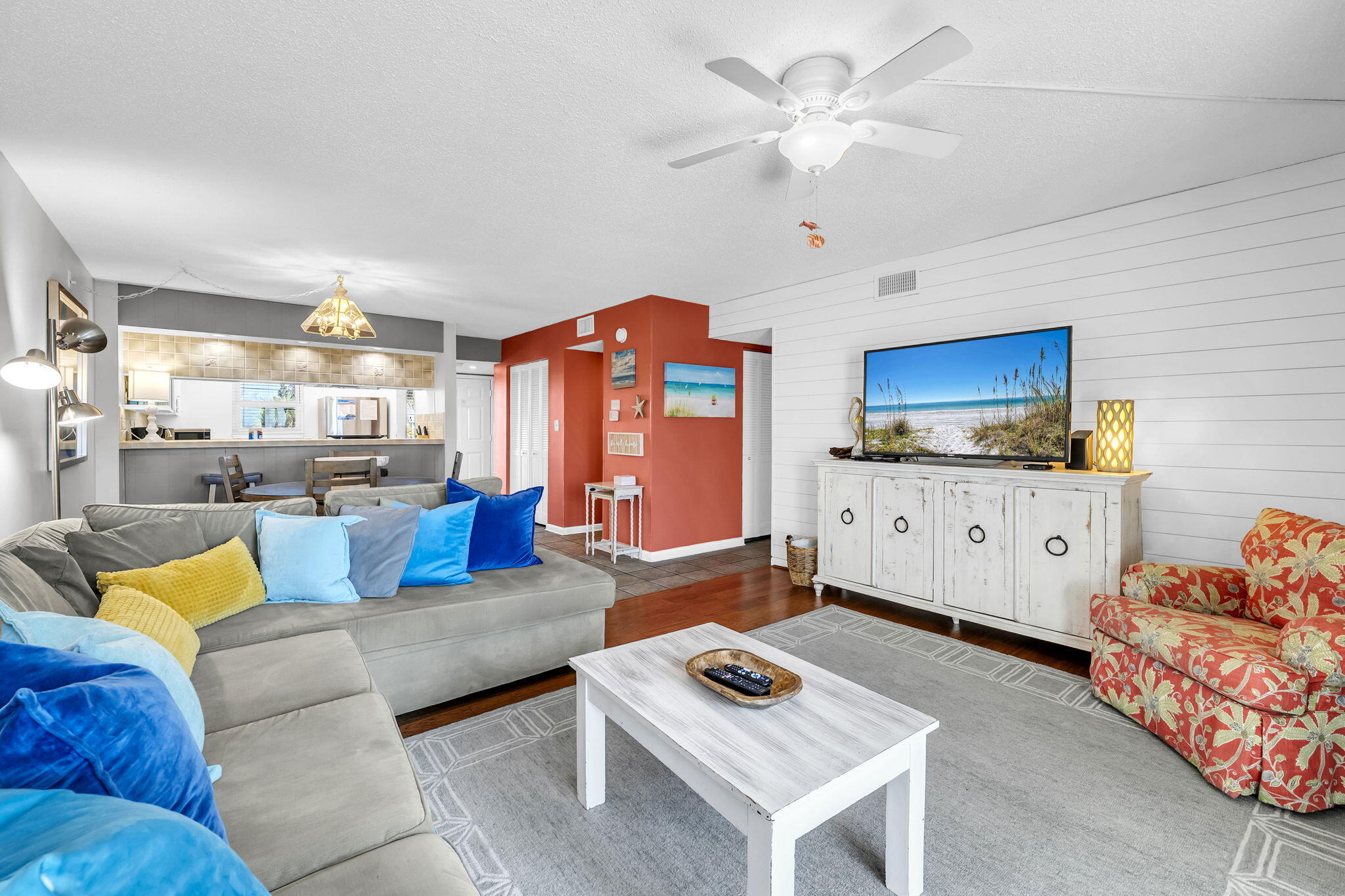 EMERALD ISLE - Residential