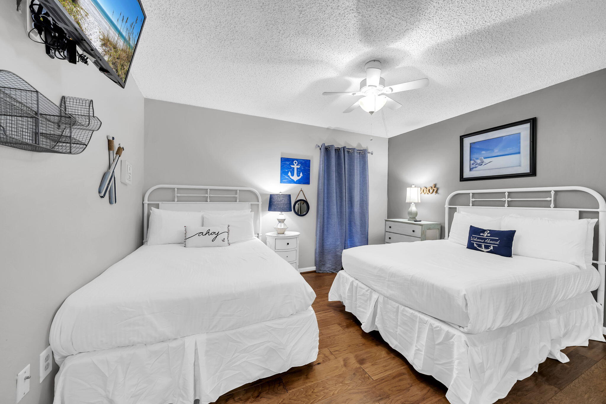 EMERALD ISLE - Residential