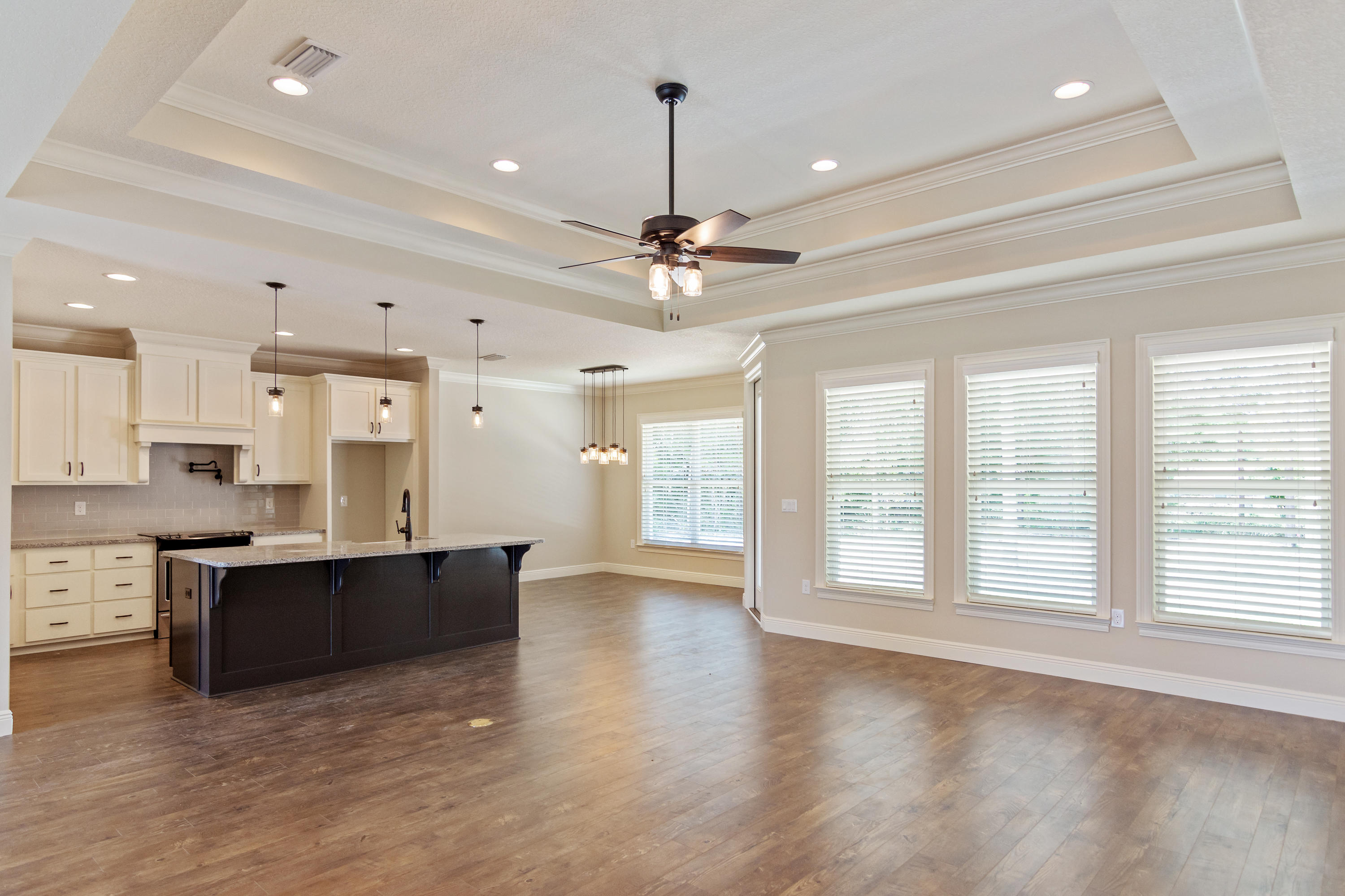 HOMEWOOD EST - Residential