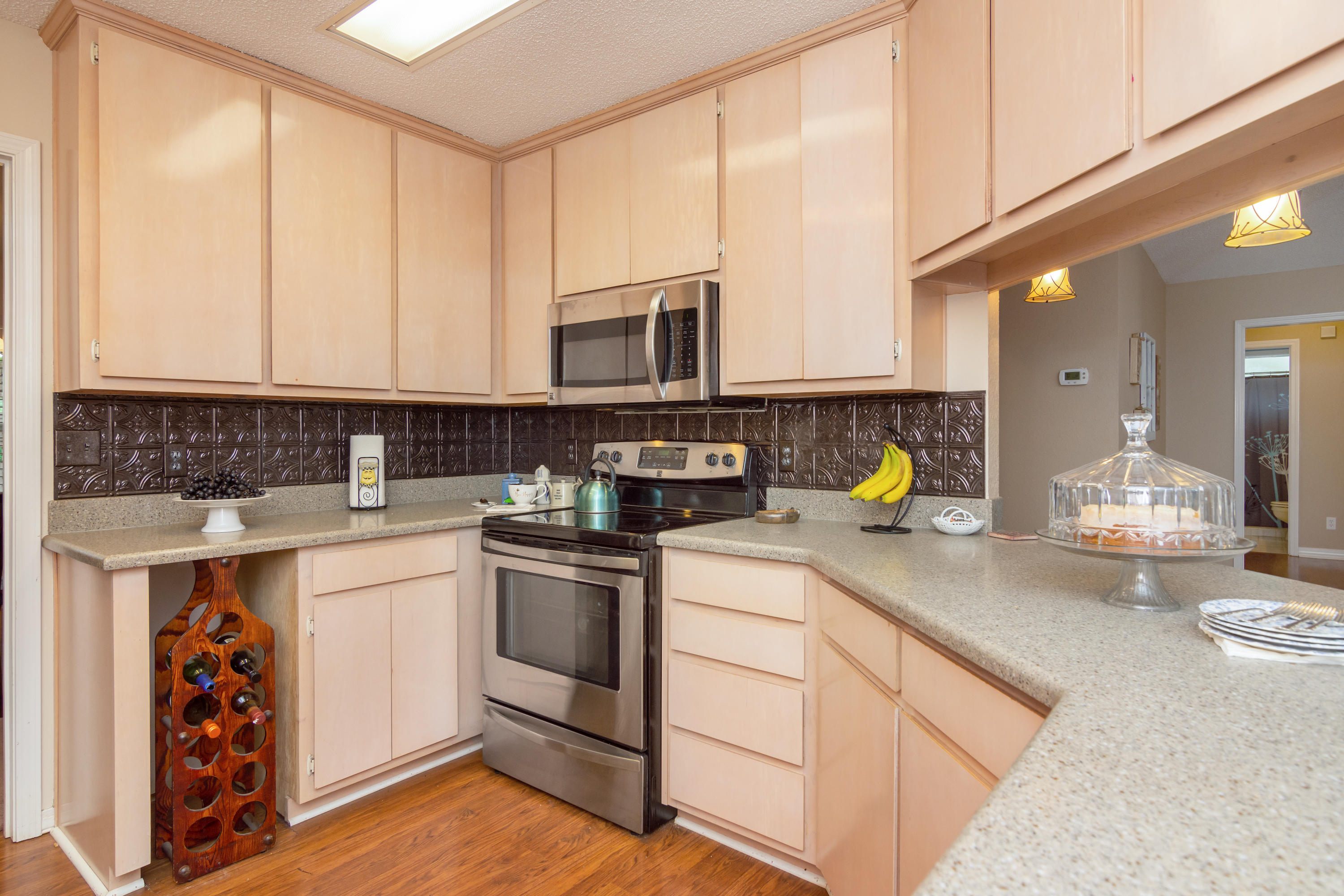 HOLLY HILLS - Residential