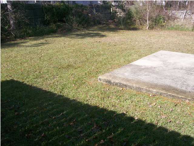 SANTA ROSA OAKS CONDOMINIUM - Residential Lease