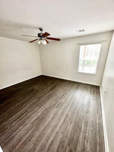 SANTA ROSA OAKS CONDOMINIUM - Residential Lease